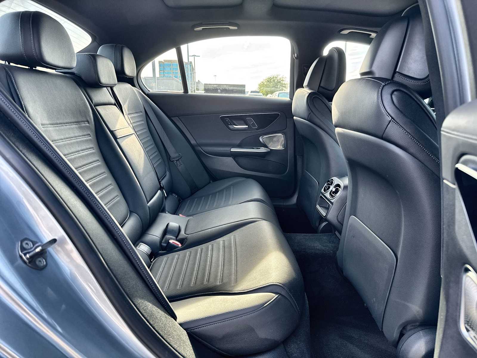 Thumbnail: 2023 Mercedes-Benz C-Class - 19