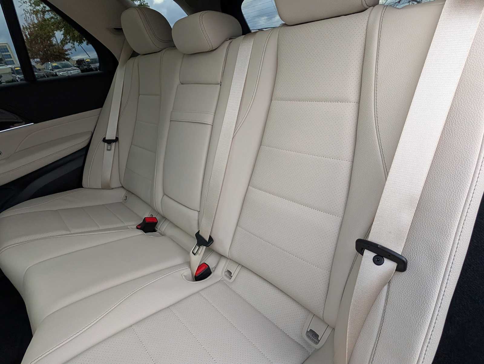 Thumbnail: 2026 Mercedes-Benz GLE - 20