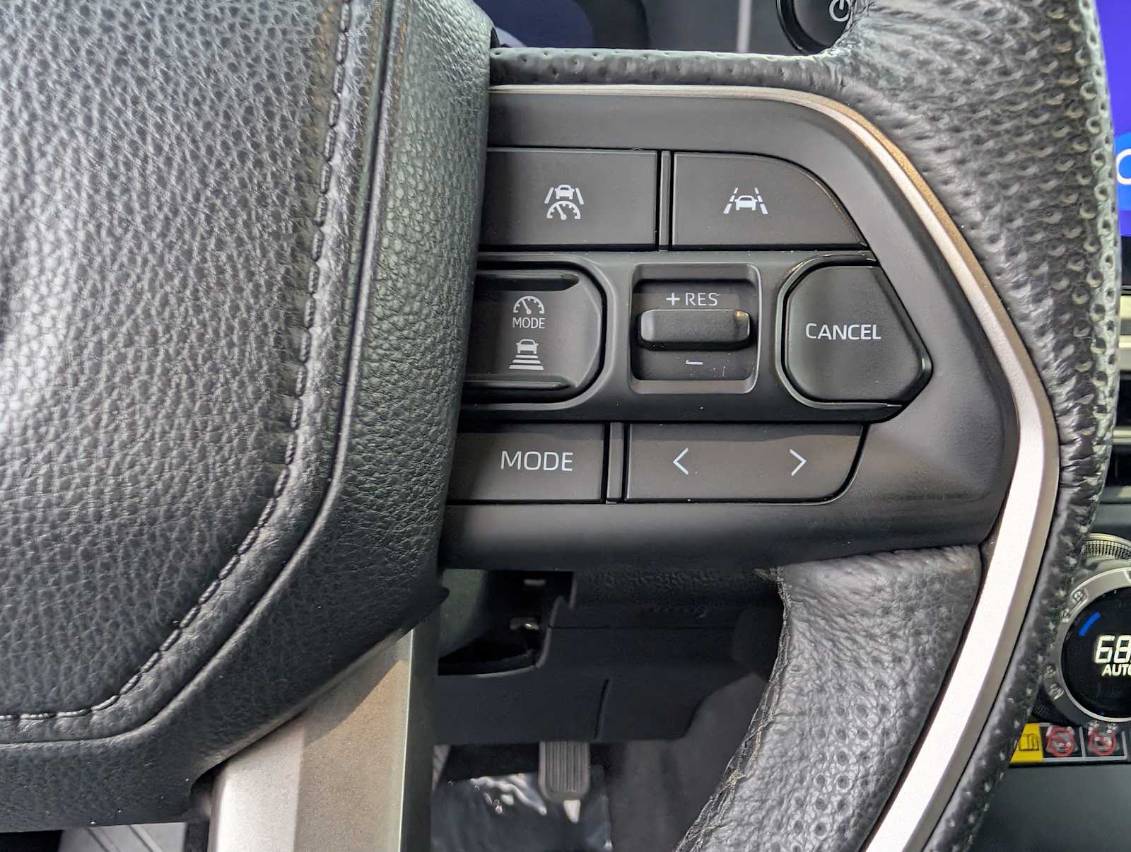 Thumbnail: 2024 Toyota Tacoma - 14