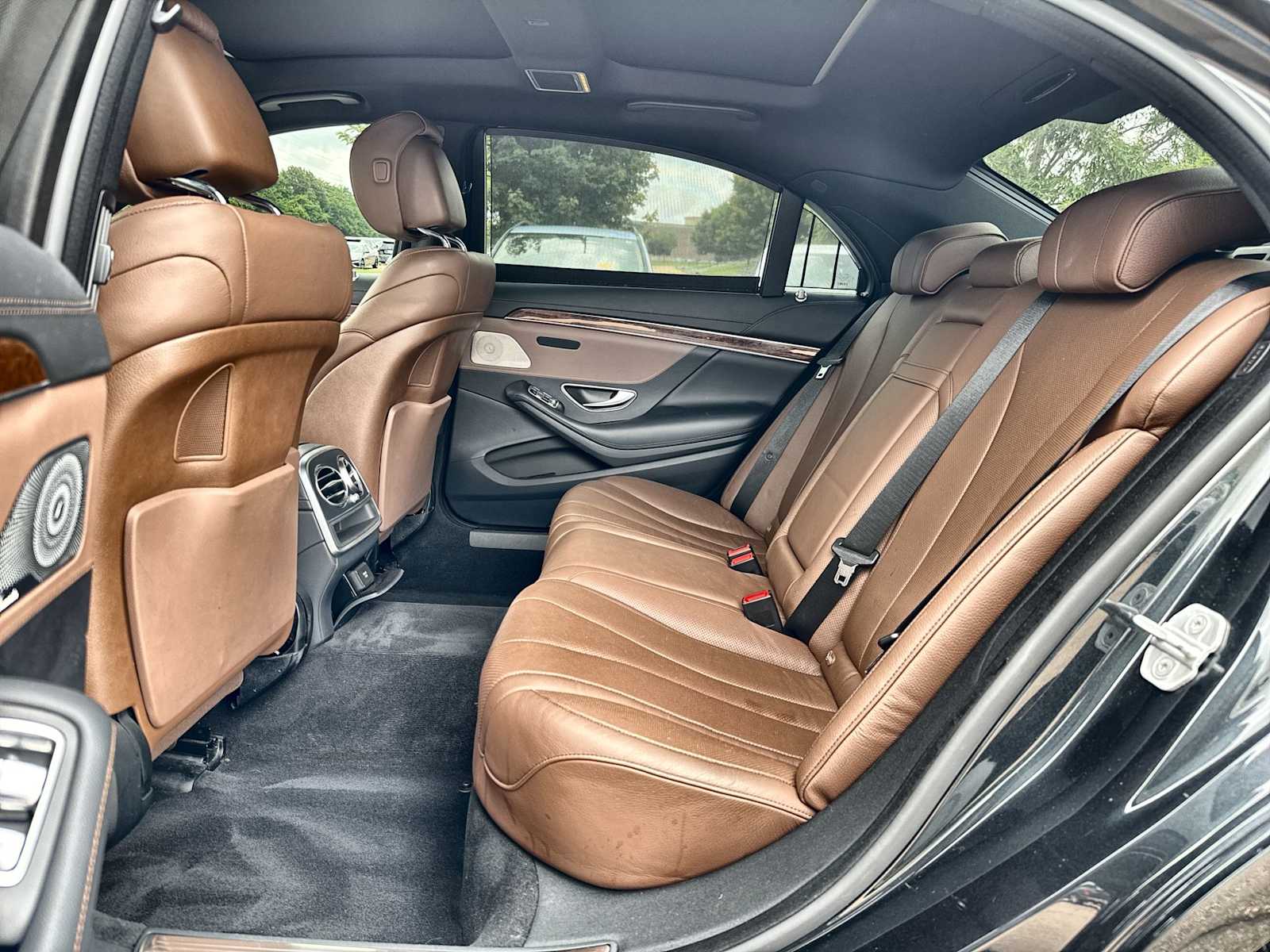 Thumbnail: 2015 Mercedes-Benz S-Class - 4