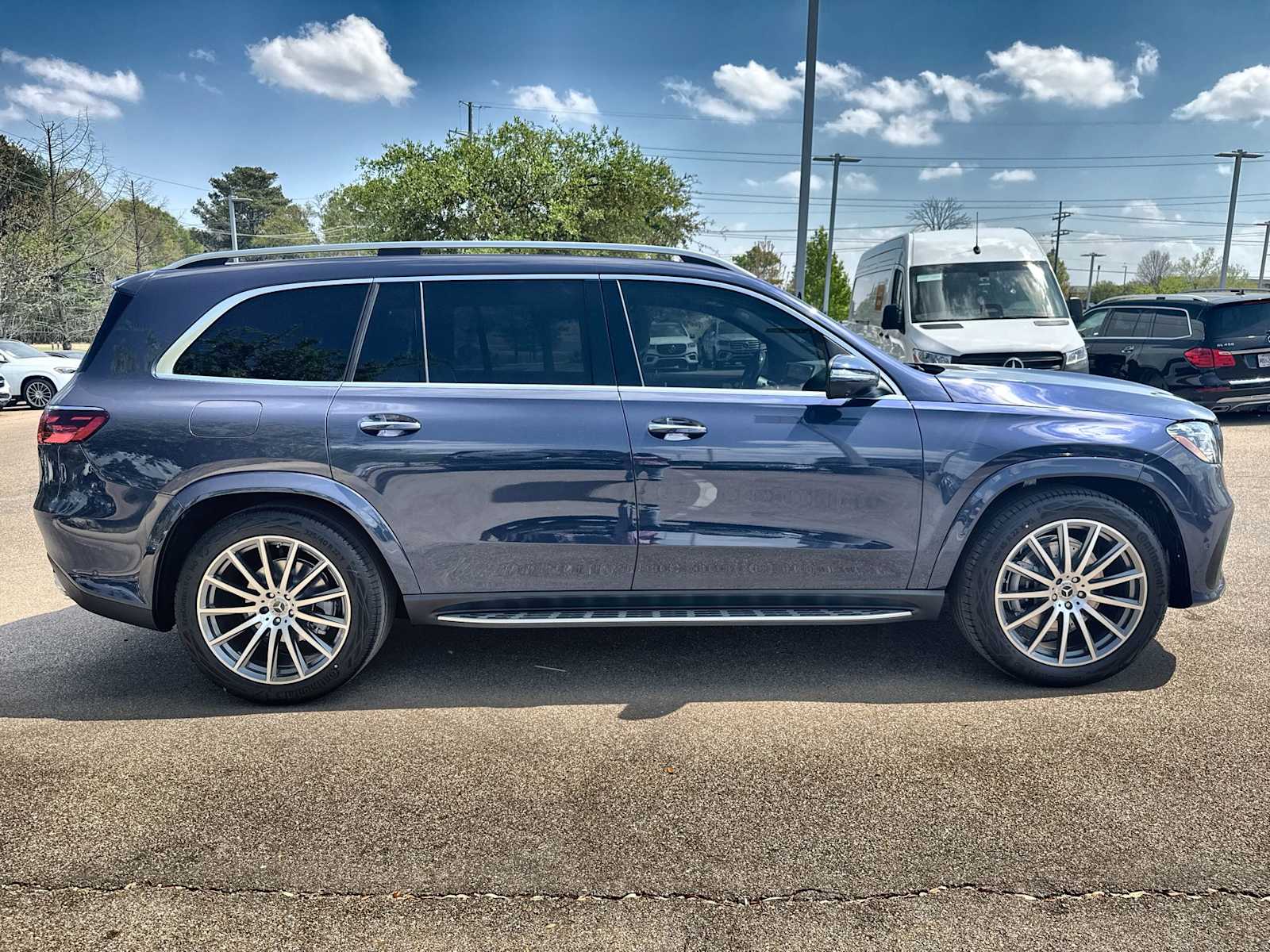 Thumbnail: 2026 Mercedes-Benz GLS - 10