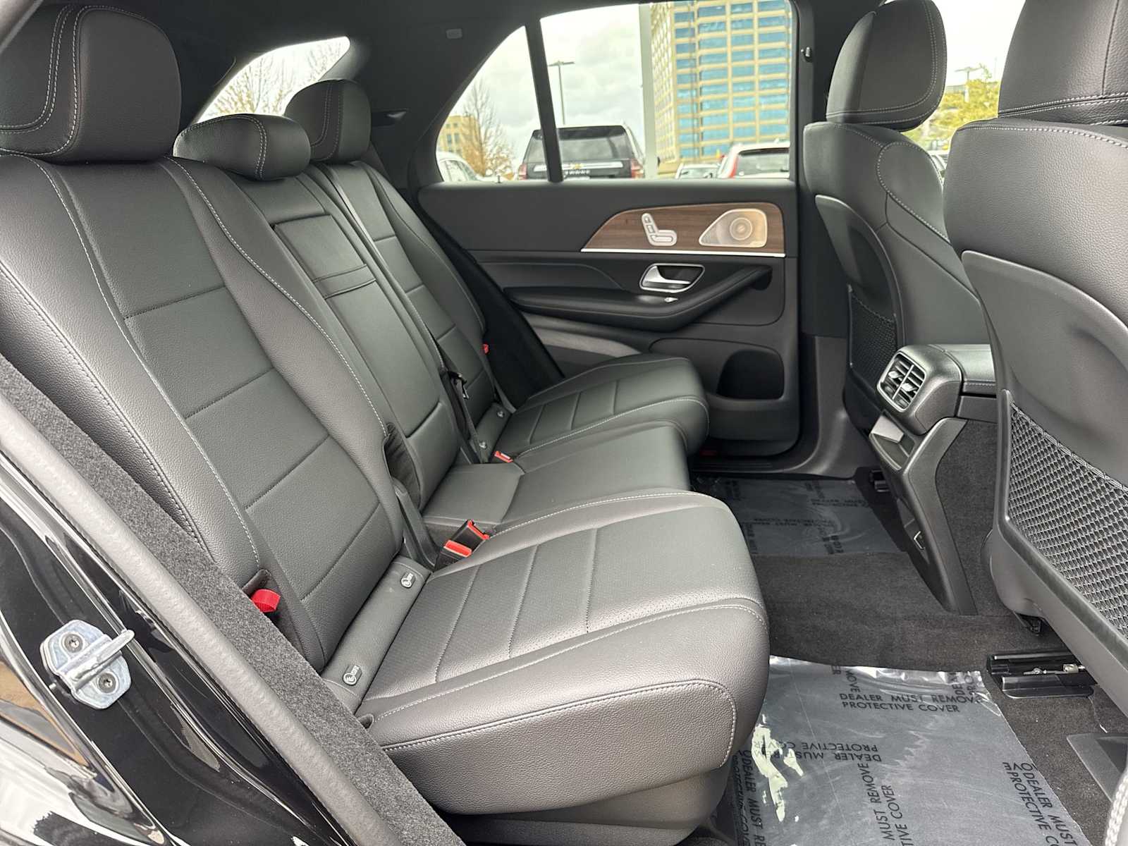 Thumbnail: 2026 Mercedes-Benz GLE - 19