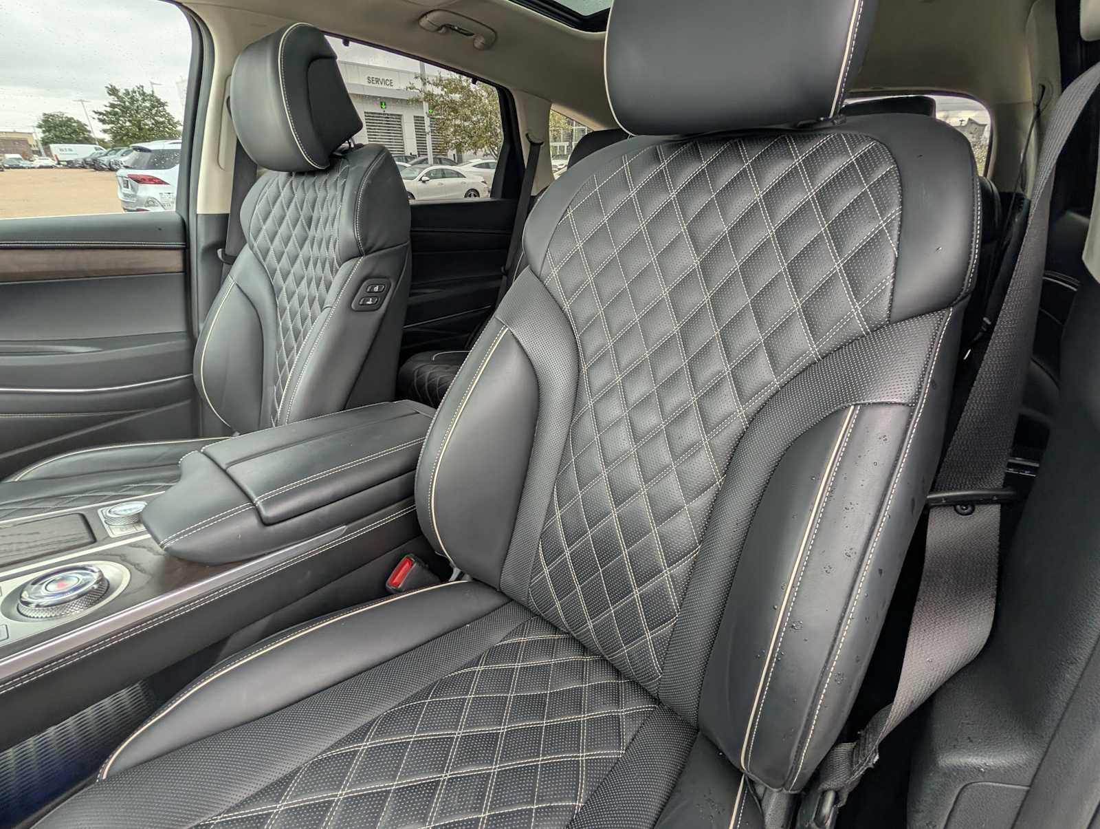 Thumbnail: 2024 Genesis GV80 - 24