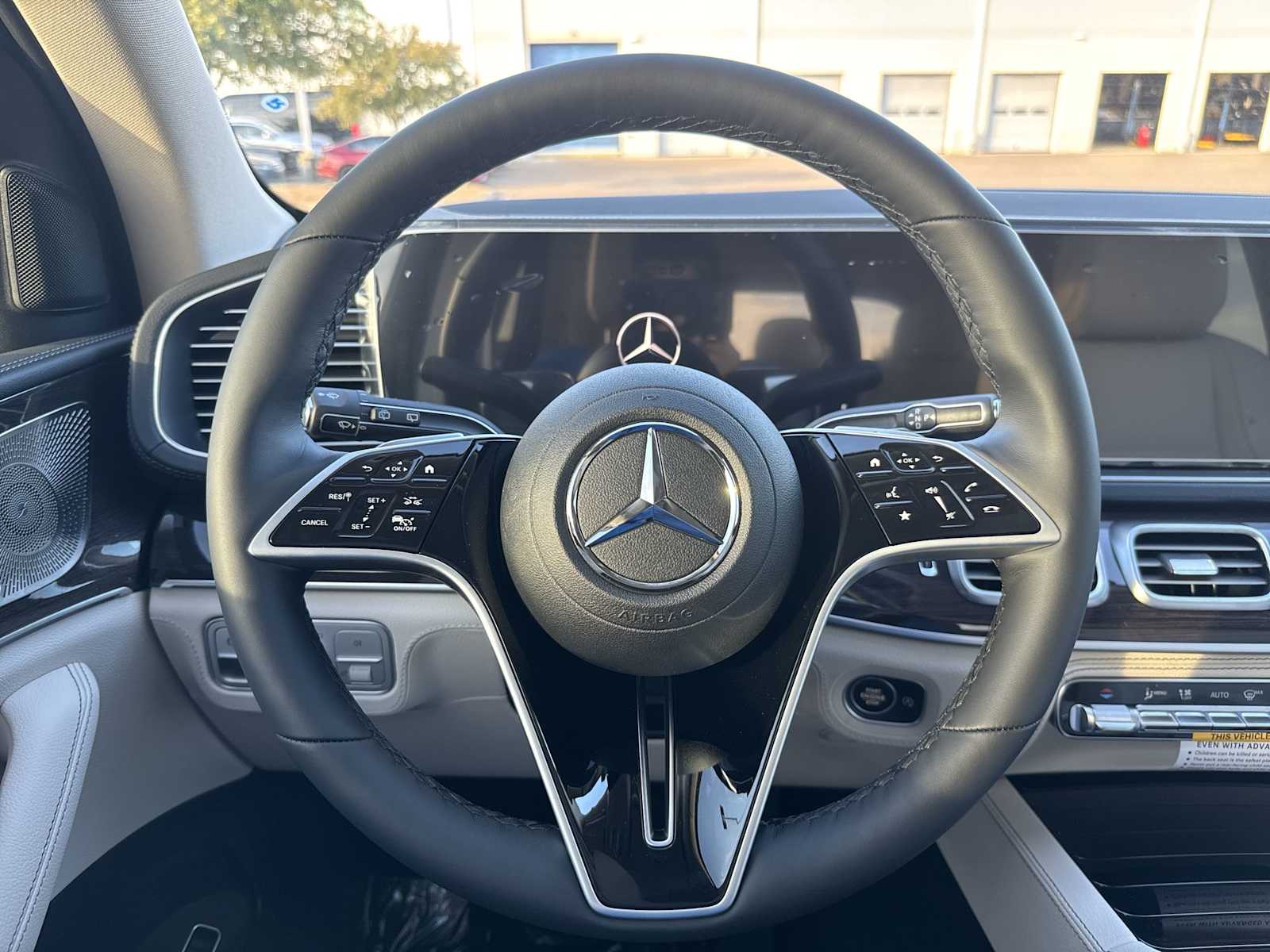 Thumbnail: 2026 Mercedes-Benz GLE - 21