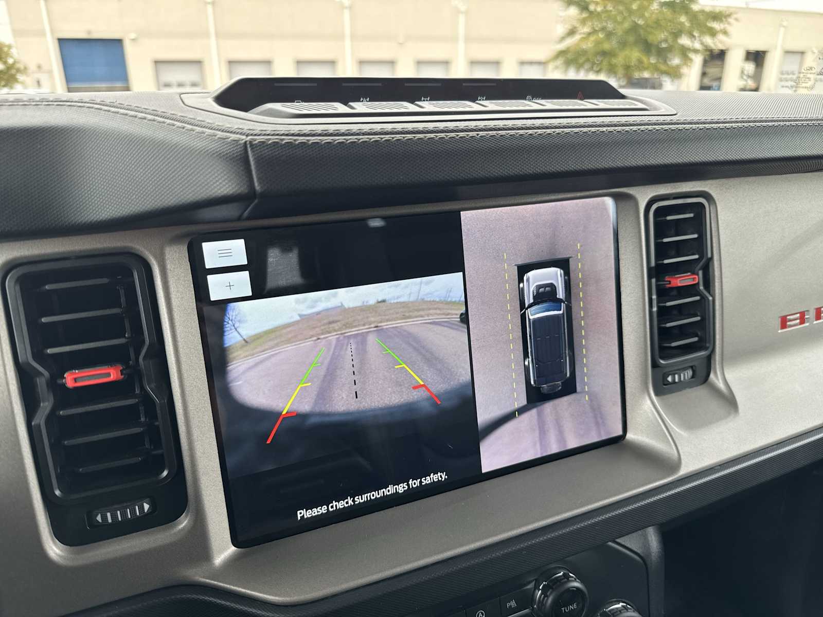 Thumbnail: 2023 Ford Bronco - 22