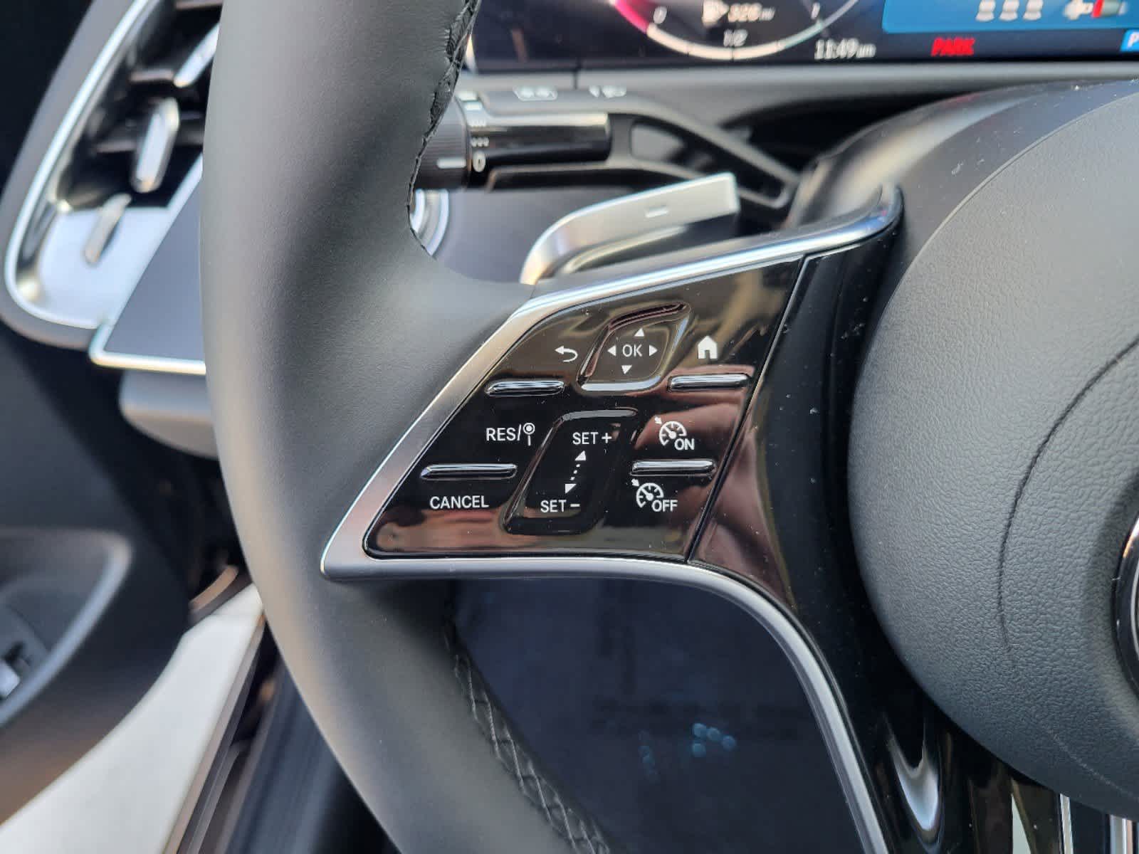 Thumbnail: 2025 Mercedes-Benz E-Class - 17