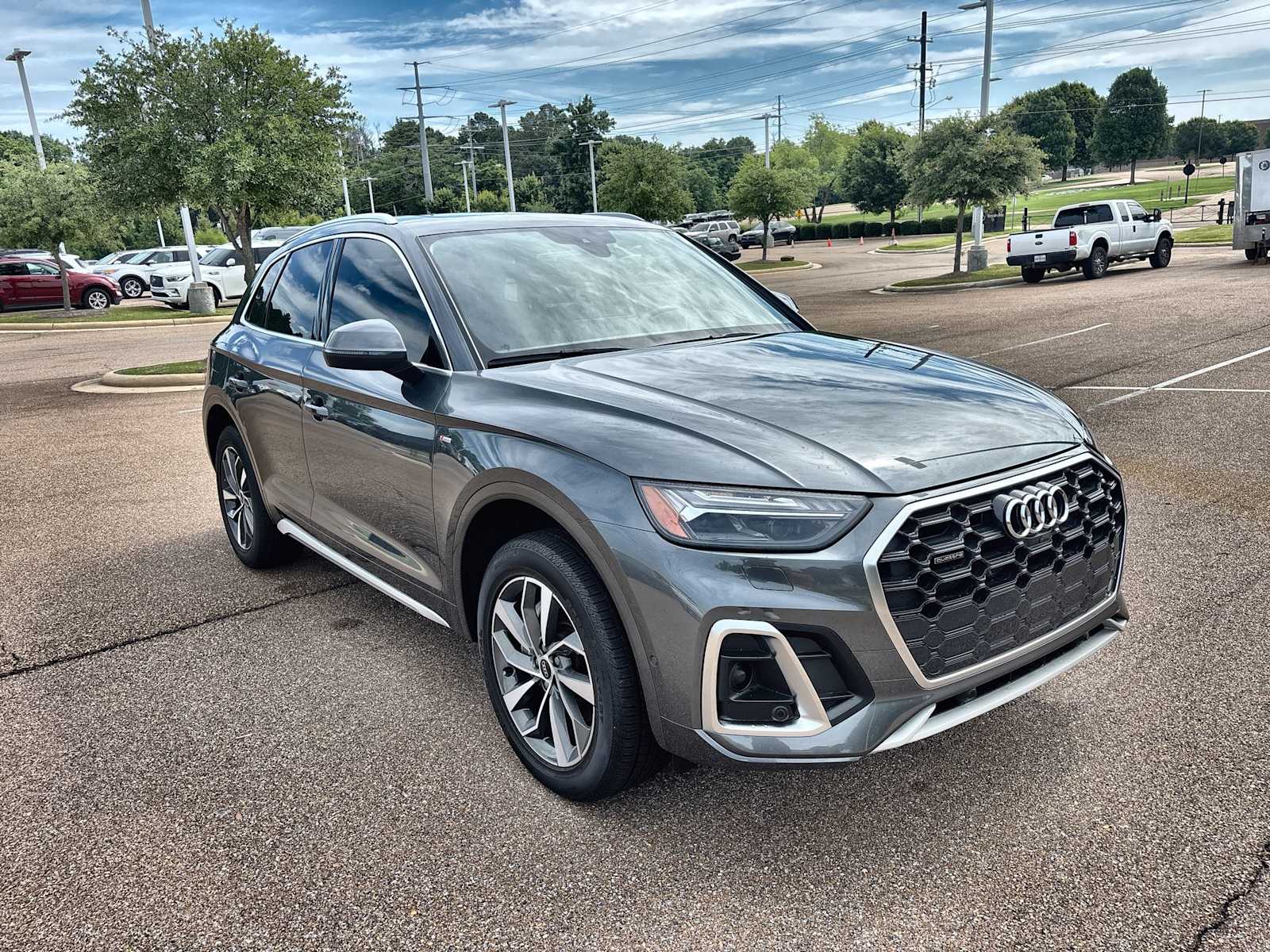 Thumbnail: 2024 Audi Q5 - 10