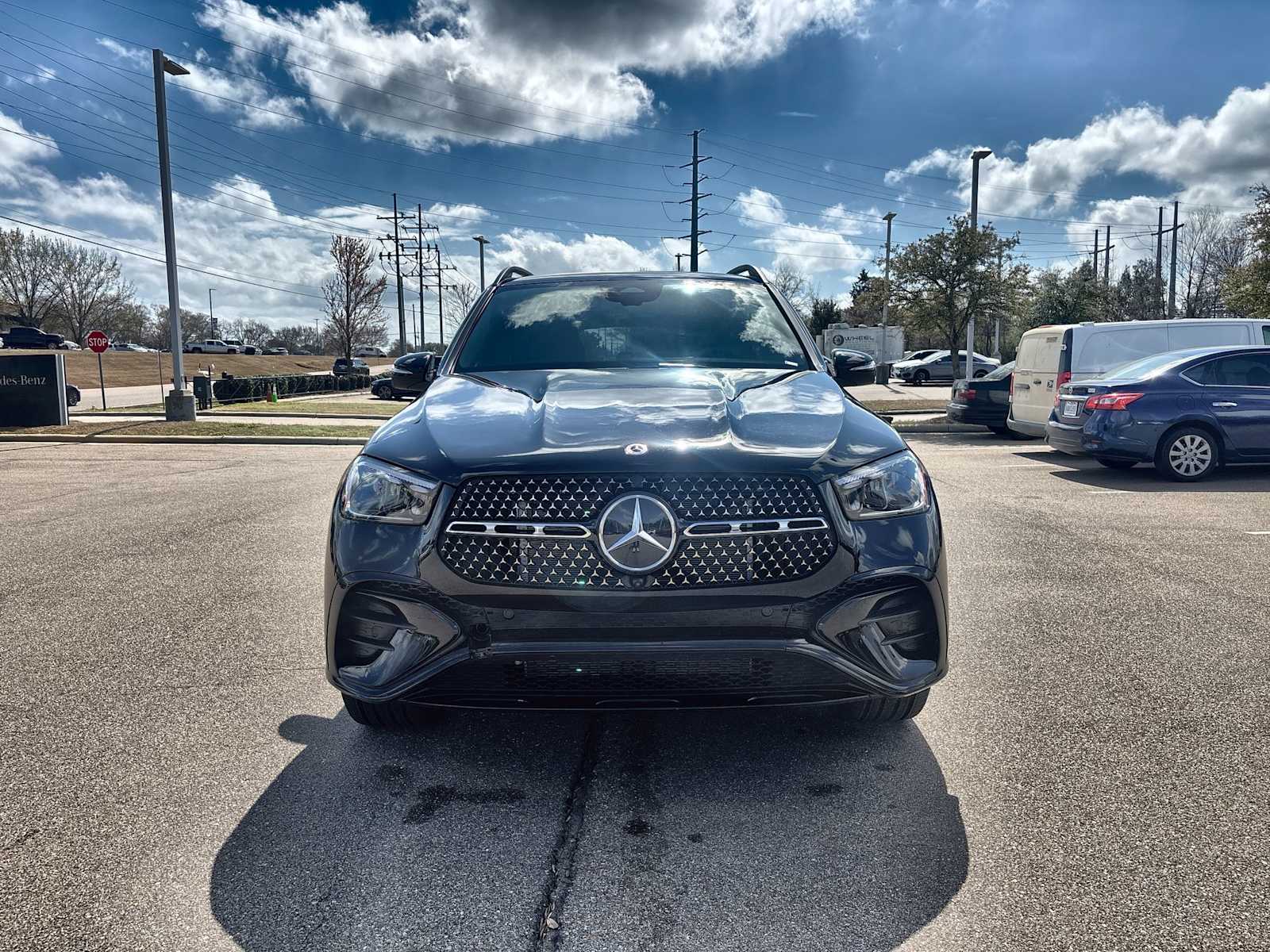 Thumbnail: 2026 Mercedes-Benz GLE - 12