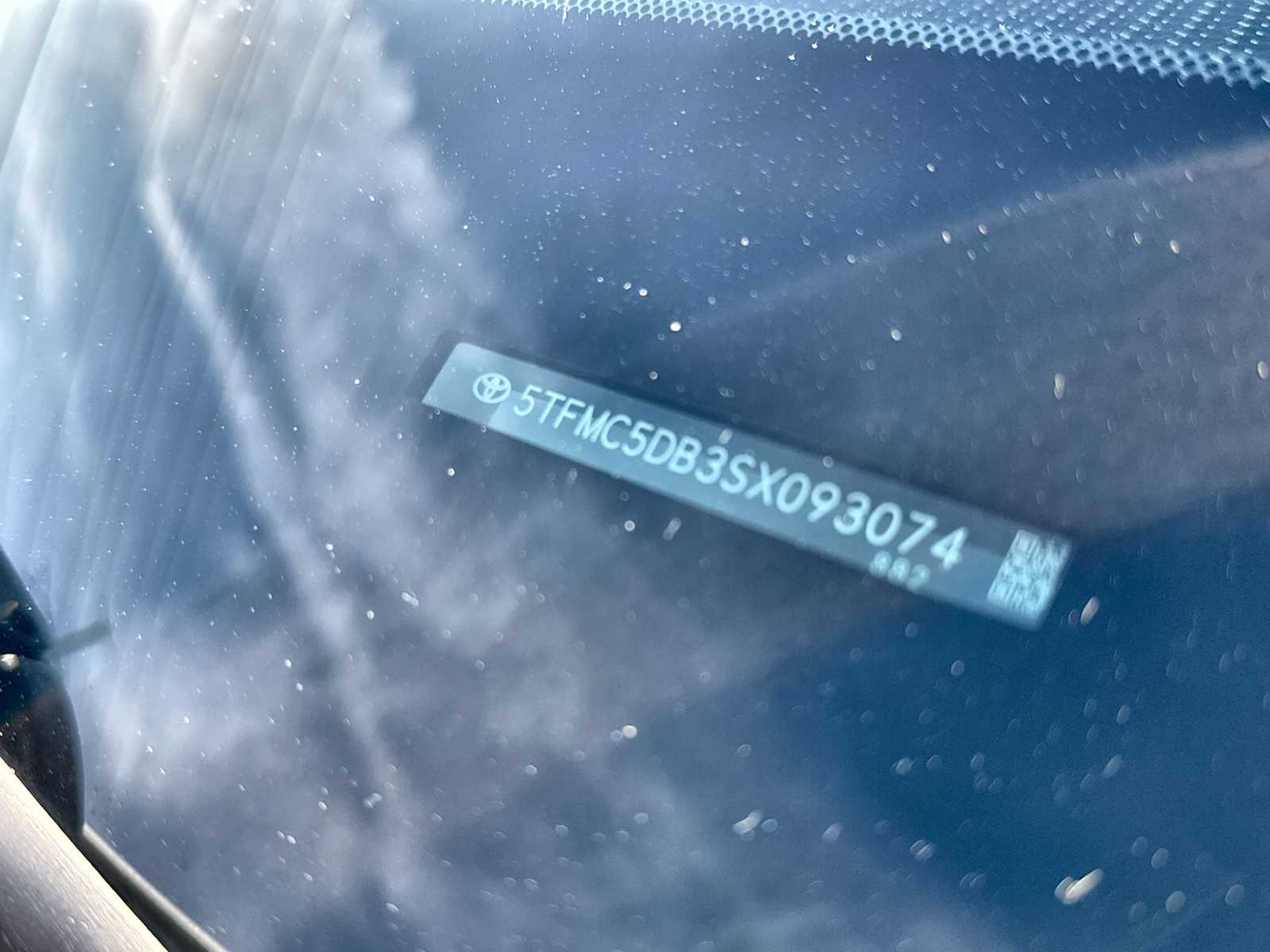 Thumbnail: 2025 Toyota Tundra - 25