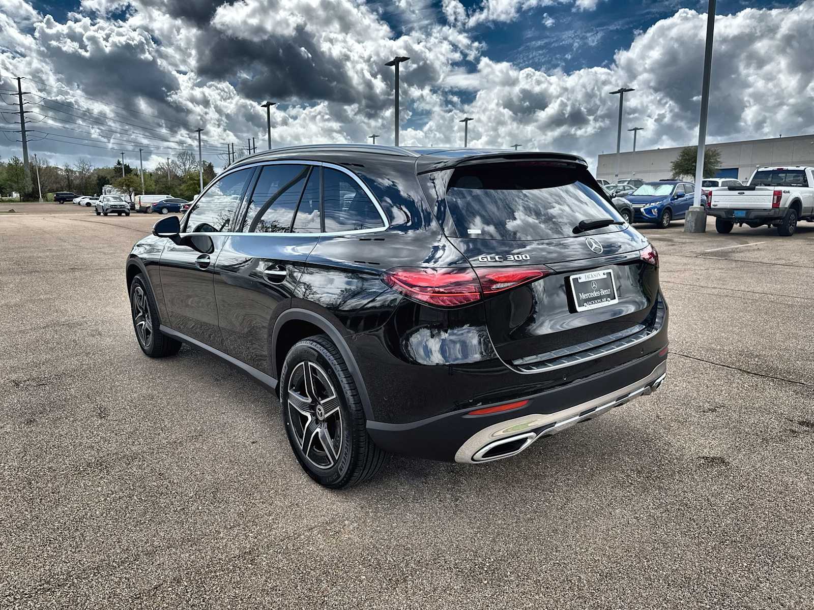 Thumbnail: 2026 Mercedes-Benz GLC - 6