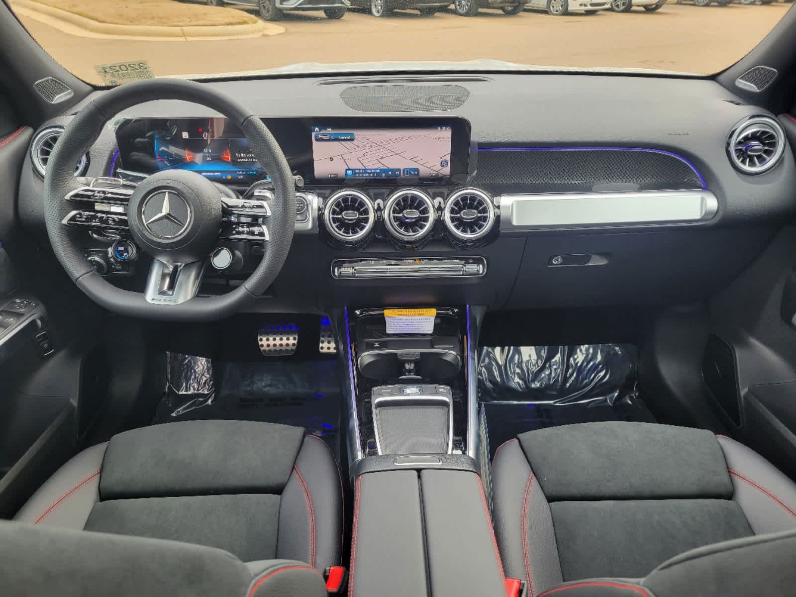 Thumbnail: 2025 Mercedes-Benz GLB - 8