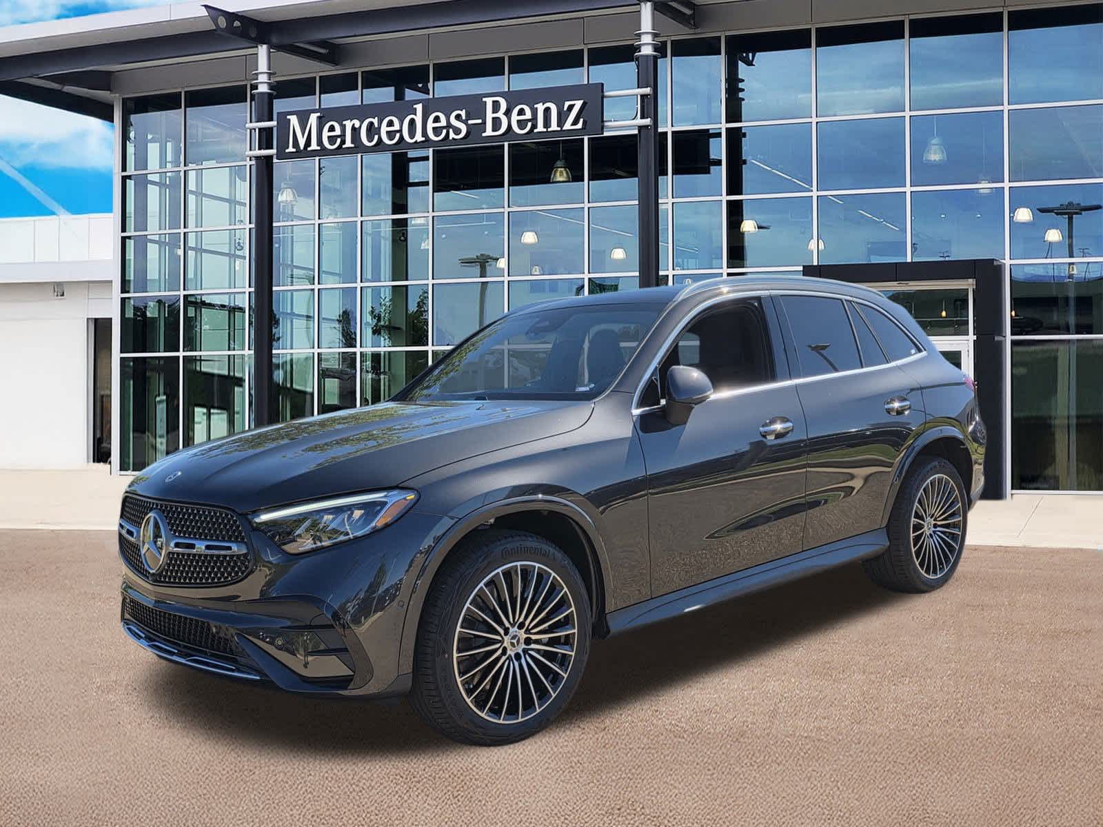 2026 Mercedes-Benz GLC Base's photo