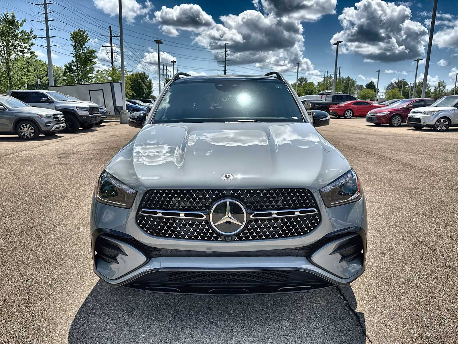 Thumbnail: 2026 Mercedes-Benz GLE - 12