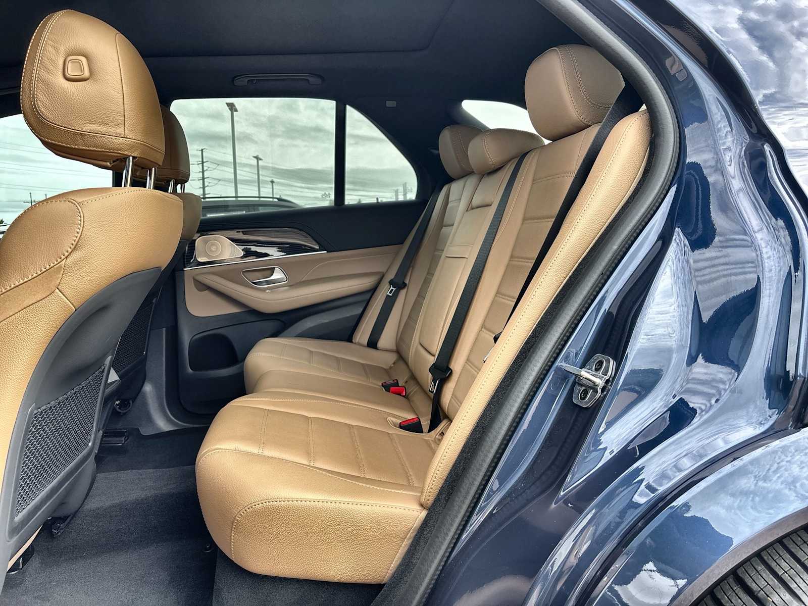 Thumbnail: 2026 Mercedes-Benz GLE - 4