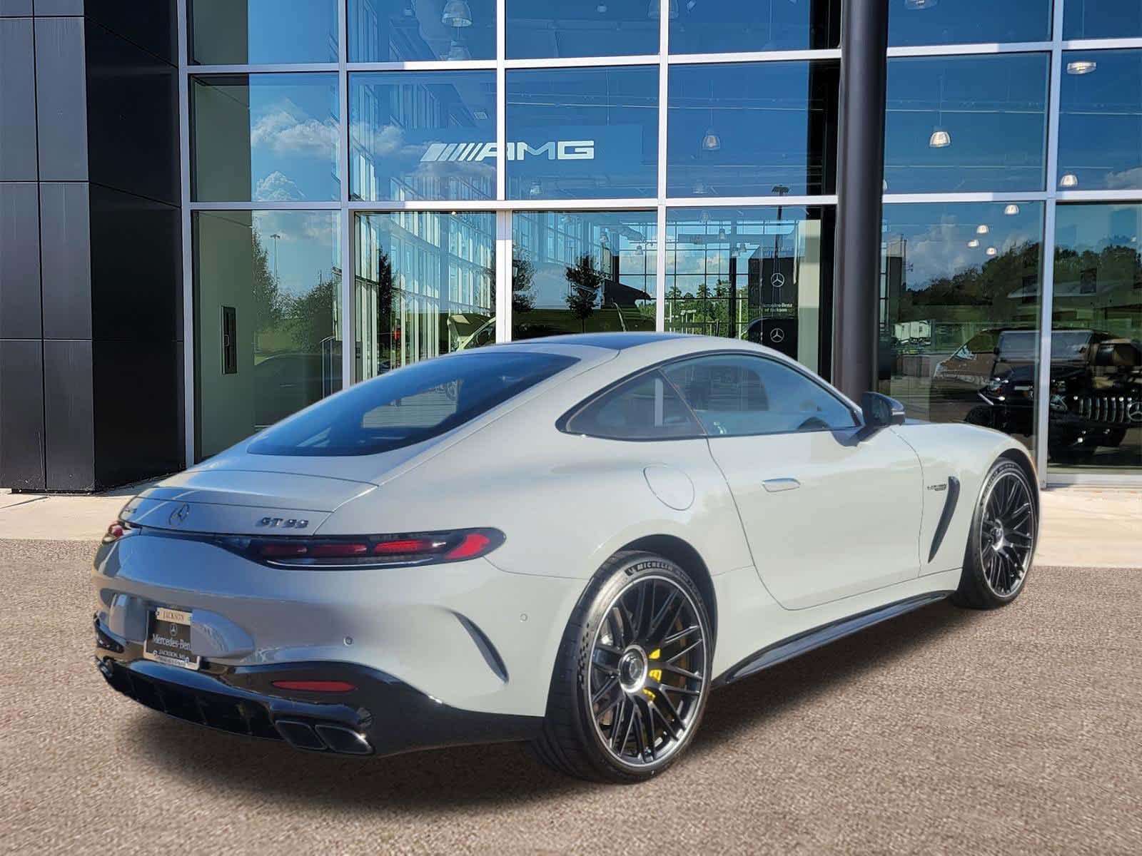 Thumbnail: 2025 Mercedes-Benz AMG GT - 24