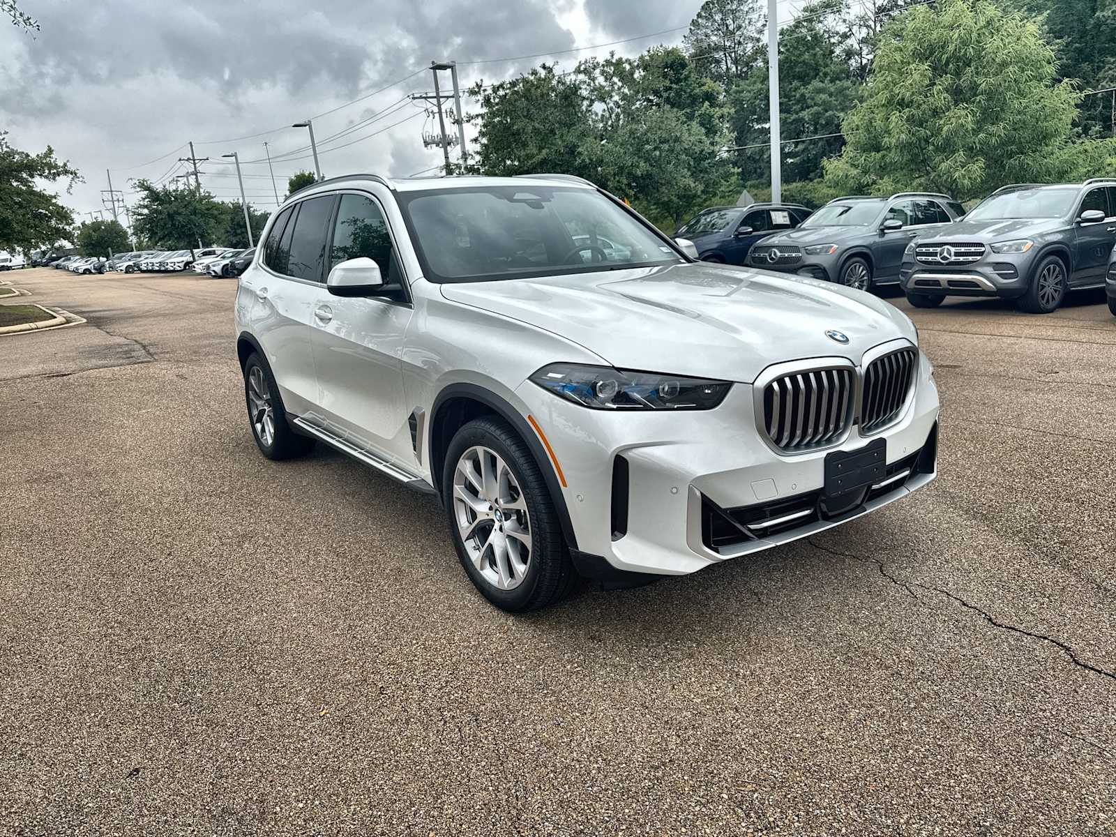 Thumbnail: 2026 BMW X5 - 11
