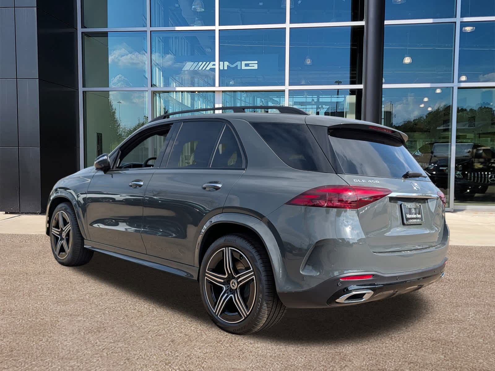 Thumbnail: 2026 Mercedes-Benz GLE - 9