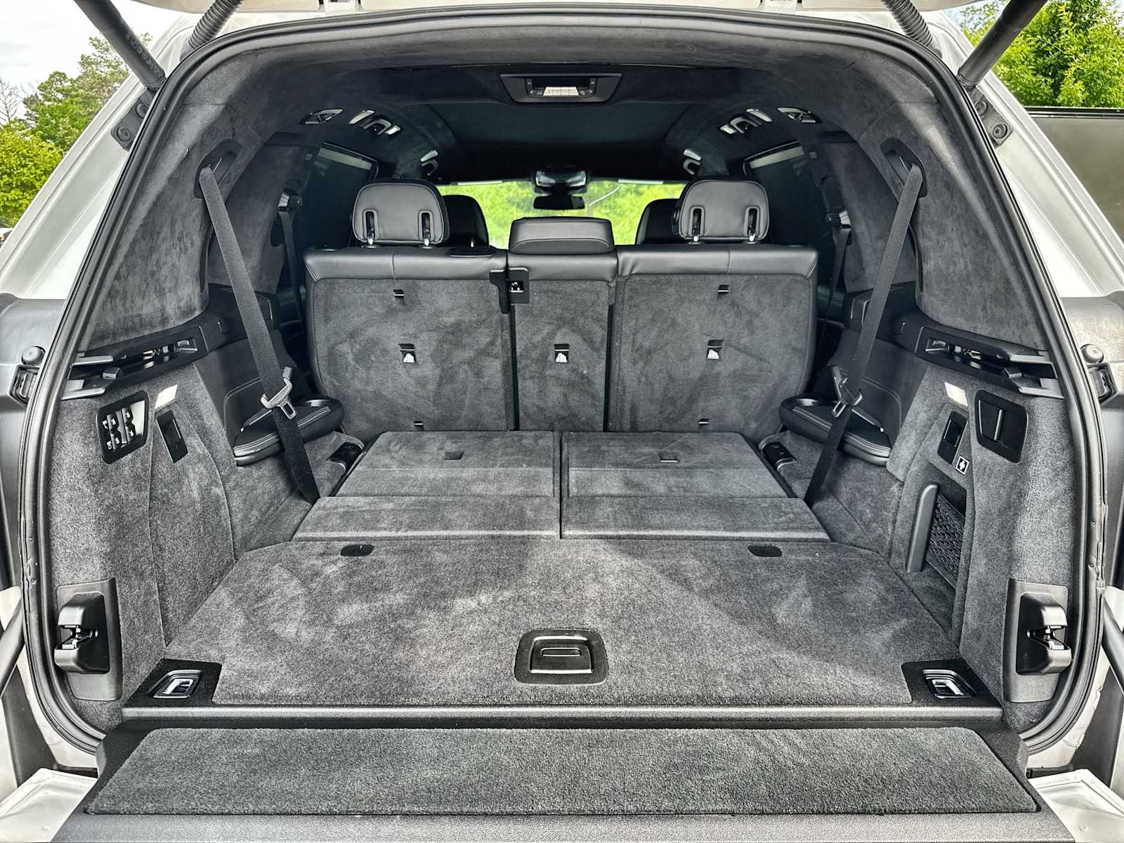 Thumbnail: 2024 BMW X7 - 17
