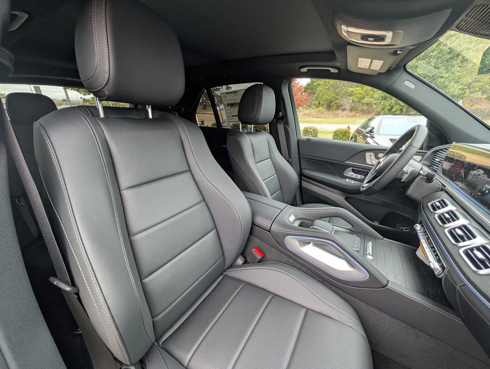 Thumbnail: 2026 Mercedes-Benz GLE - 21