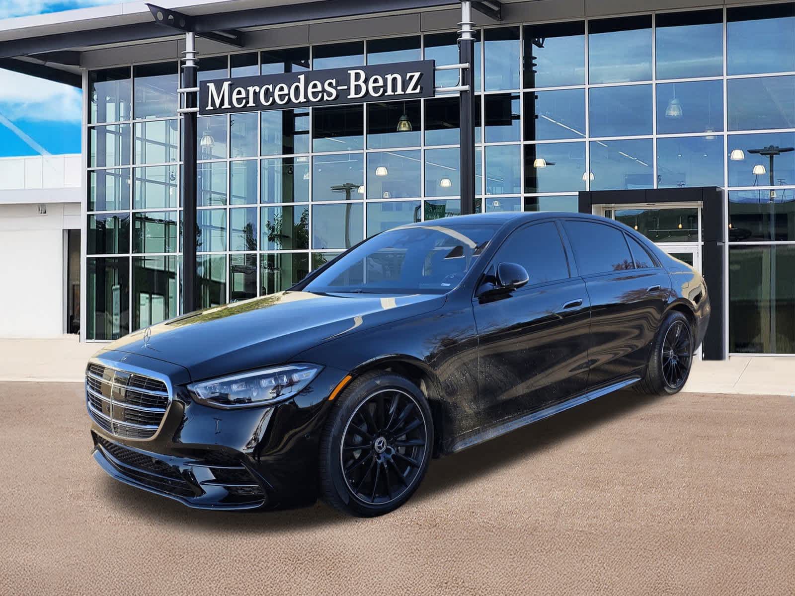2025 Mercedes-Benz S-Class S 580e's photo