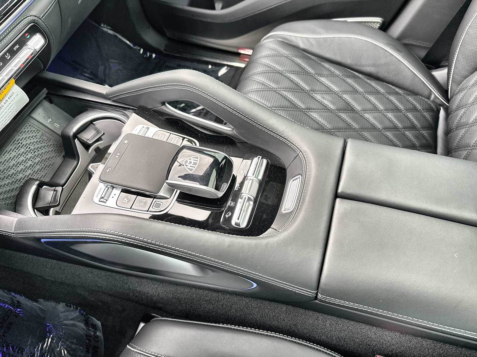 Thumbnail: 2026 Mercedes-Benz GLS - 21