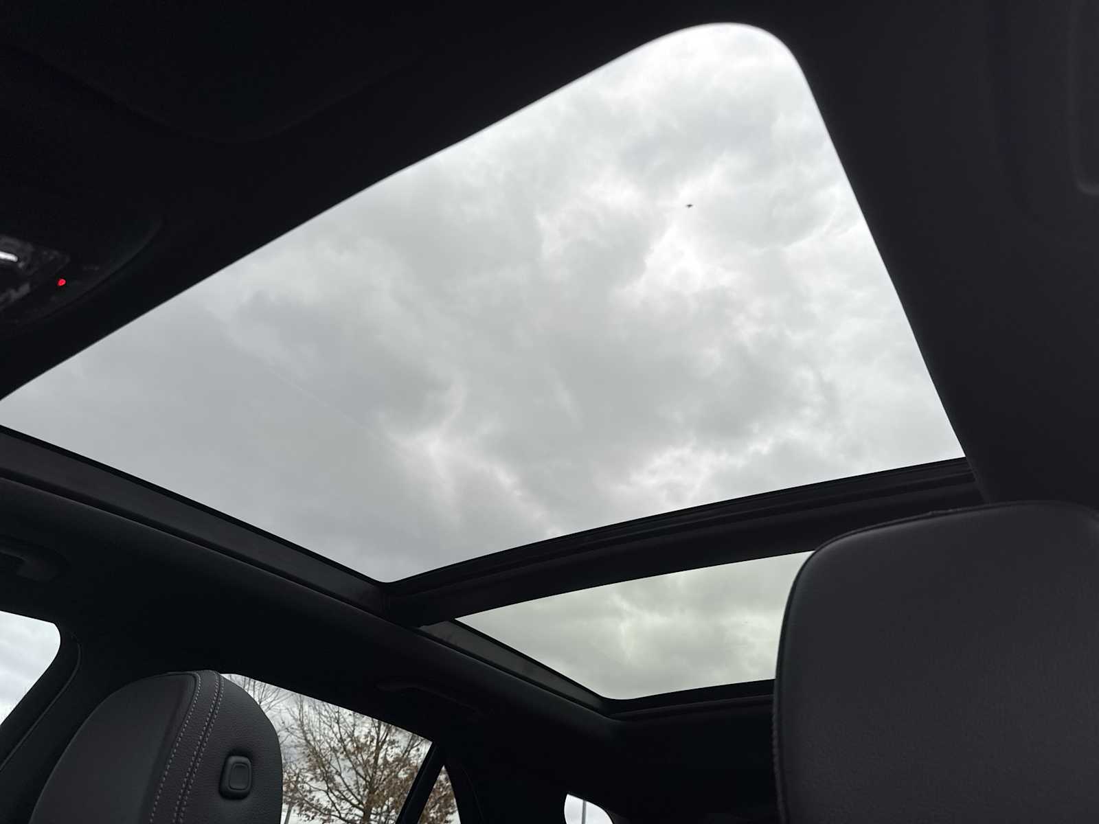 Thumbnail: 2026 Mercedes-Benz GLE - 17