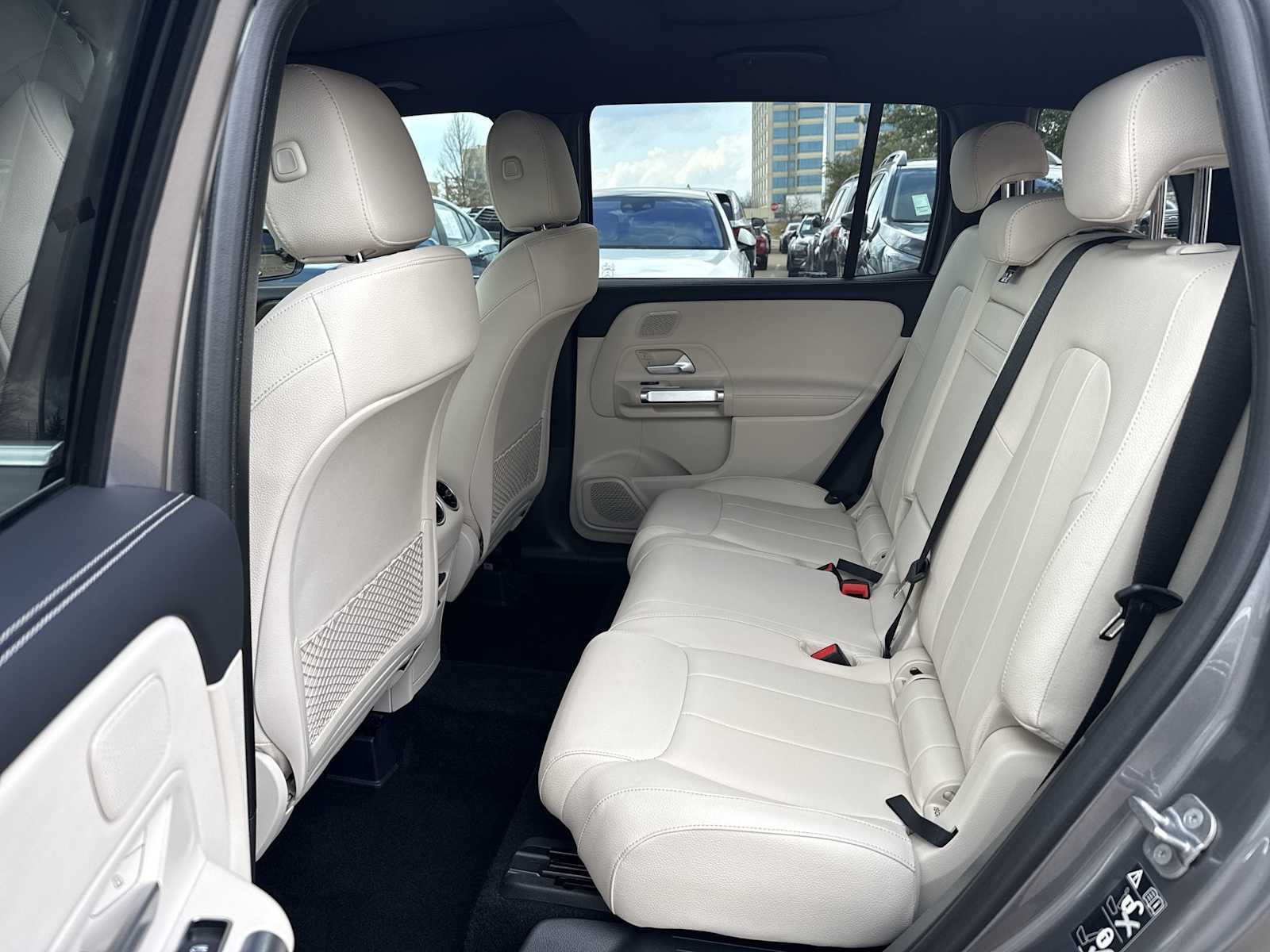 Thumbnail: 2026 Mercedes-Benz GLB - 18