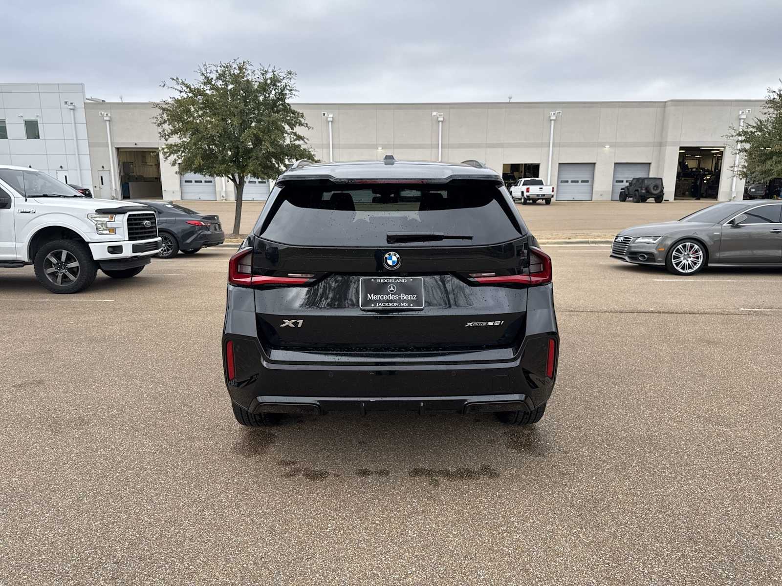 Thumbnail: 2025 BMW X1 - 5