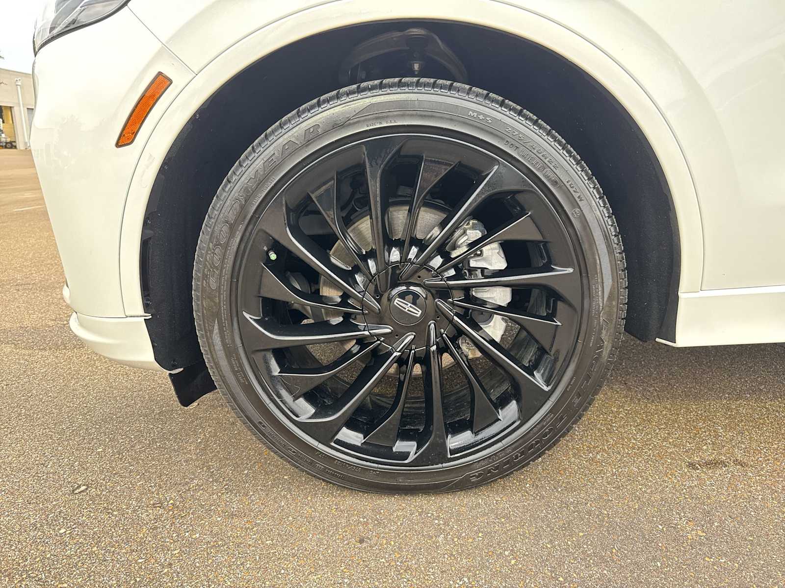 Thumbnail: 2025 Lincoln Aviator - 12