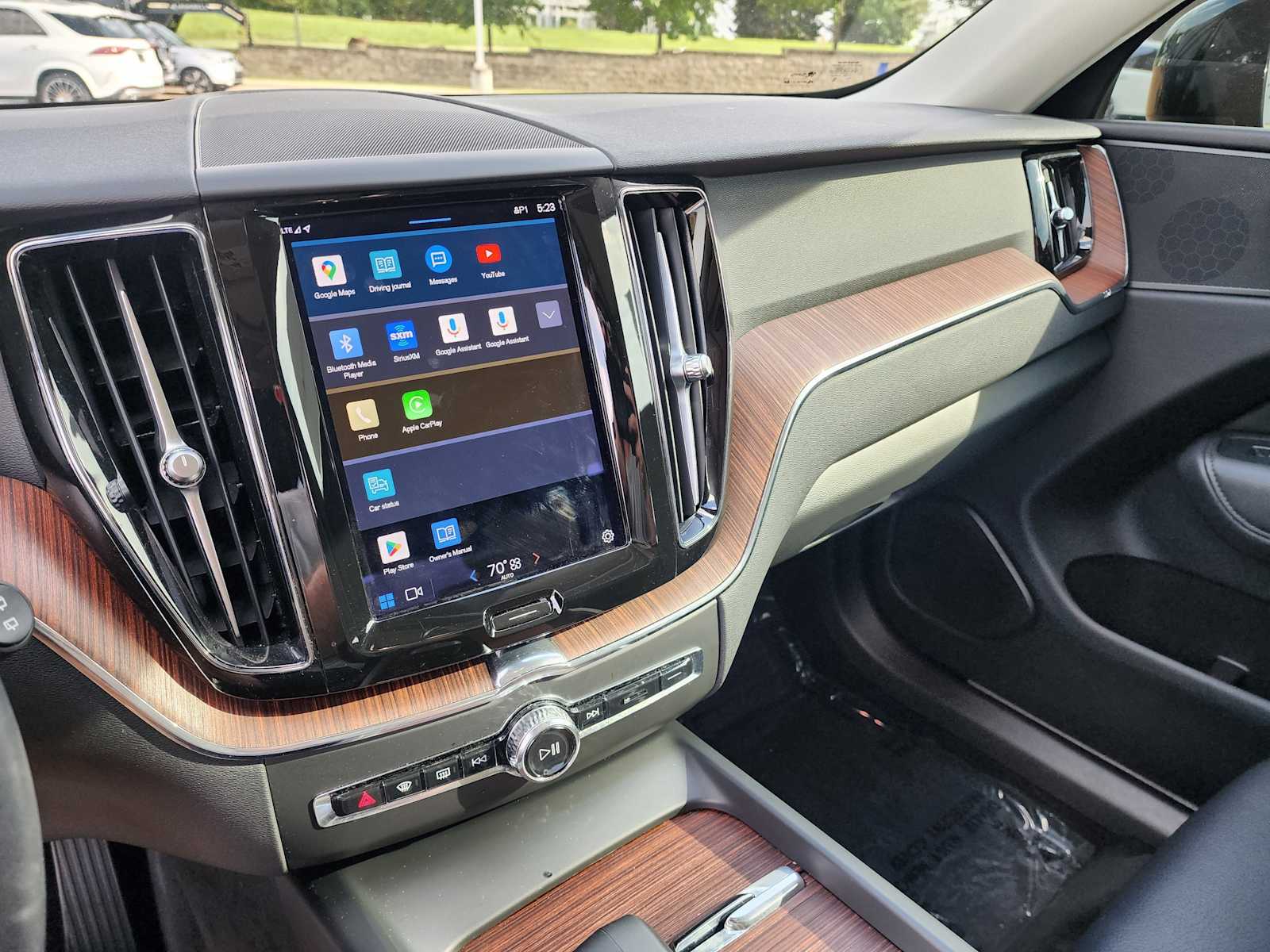 2023 Volvo XC60 B5 Plus 15