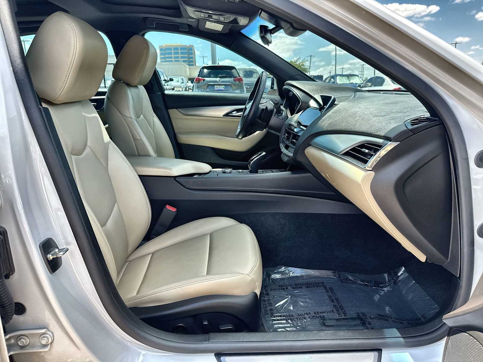 Thumbnail: 2023 Cadillac CT5 - 9