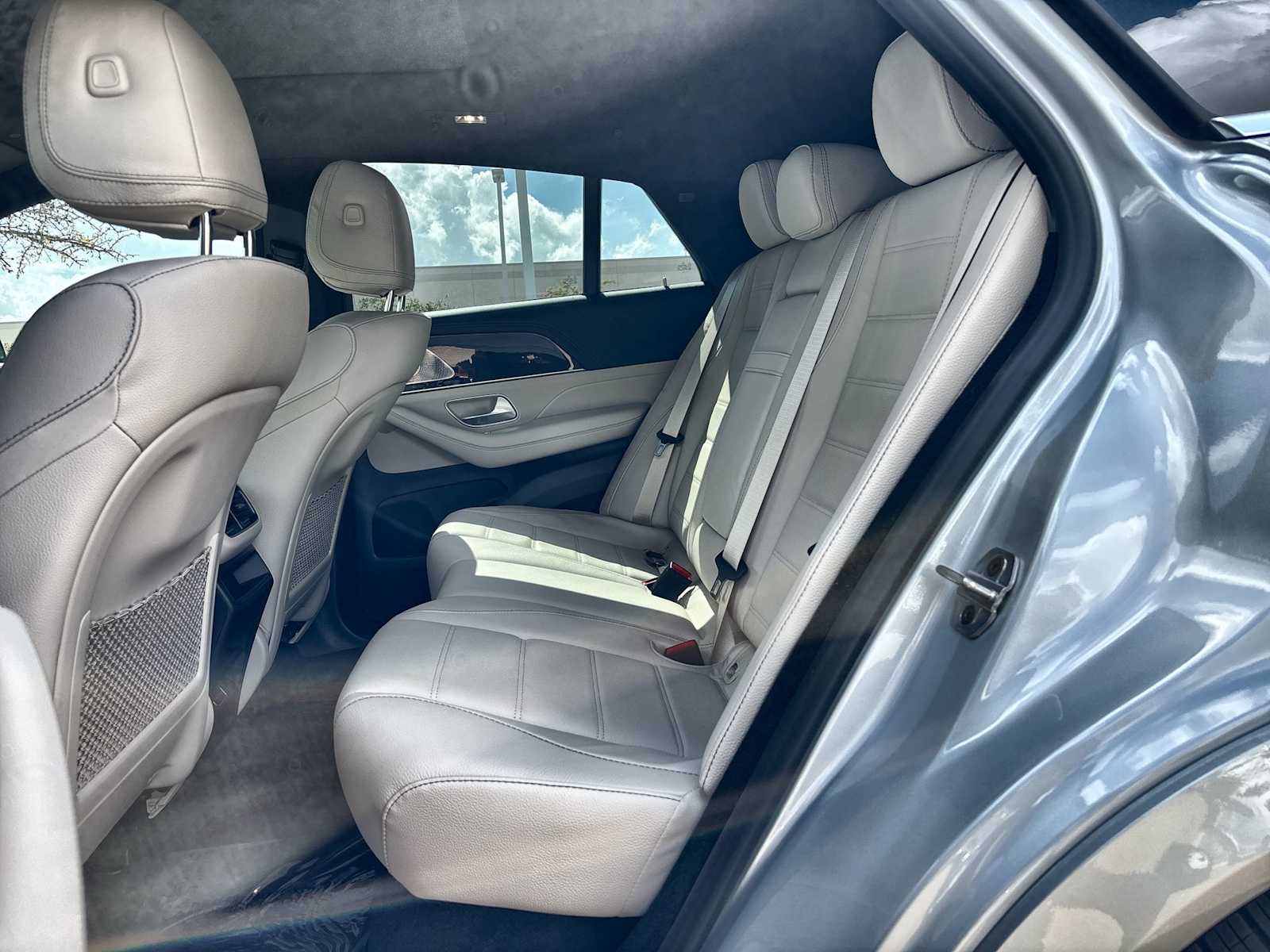 Thumbnail: 2026 Mercedes-Benz GLE - 4