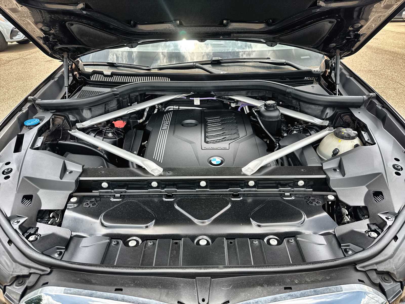 Thumbnail: 2023 BMW X5 - 12