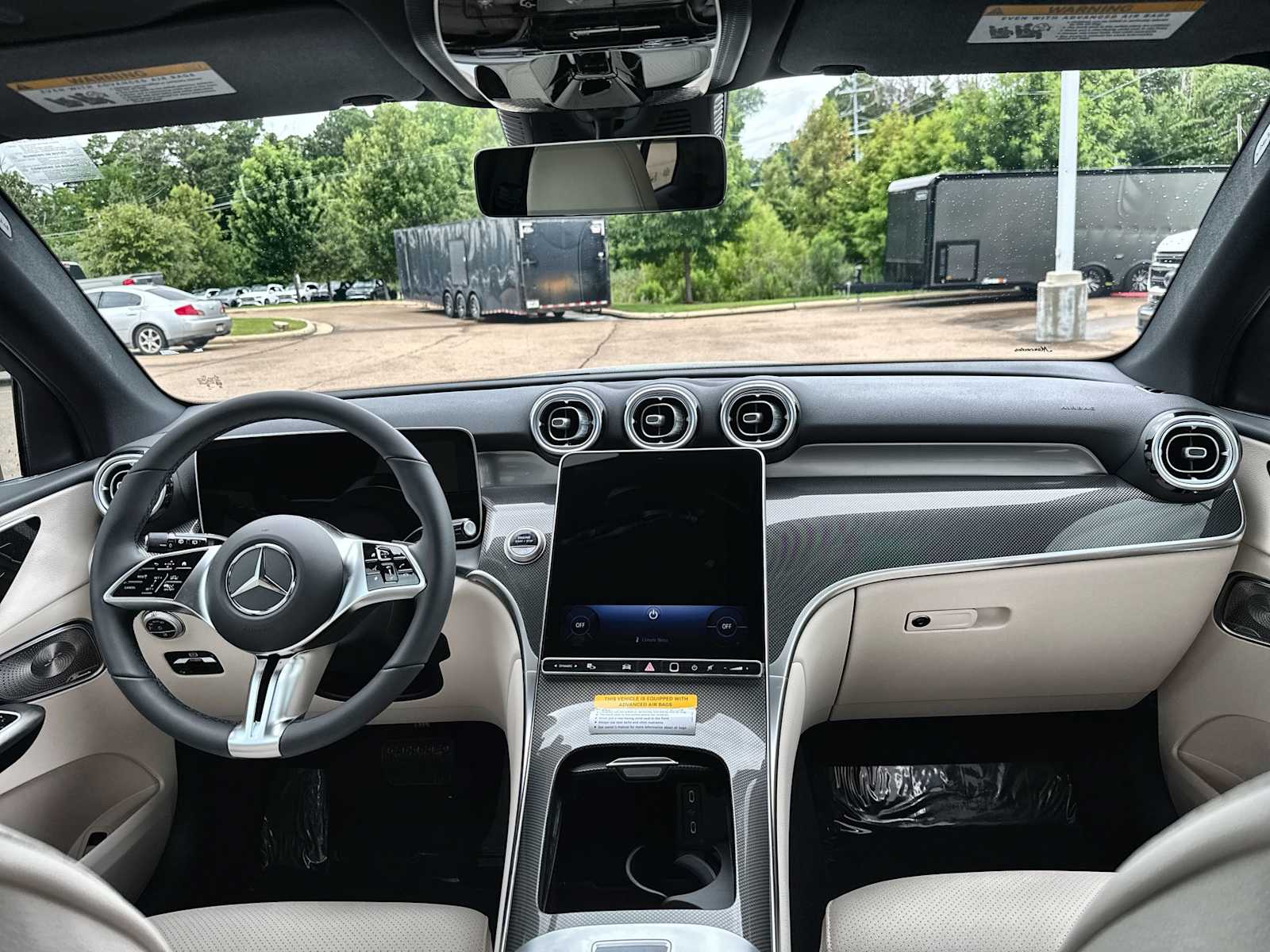 Thumbnail: 2026 Mercedes-Benz GLC - 20
