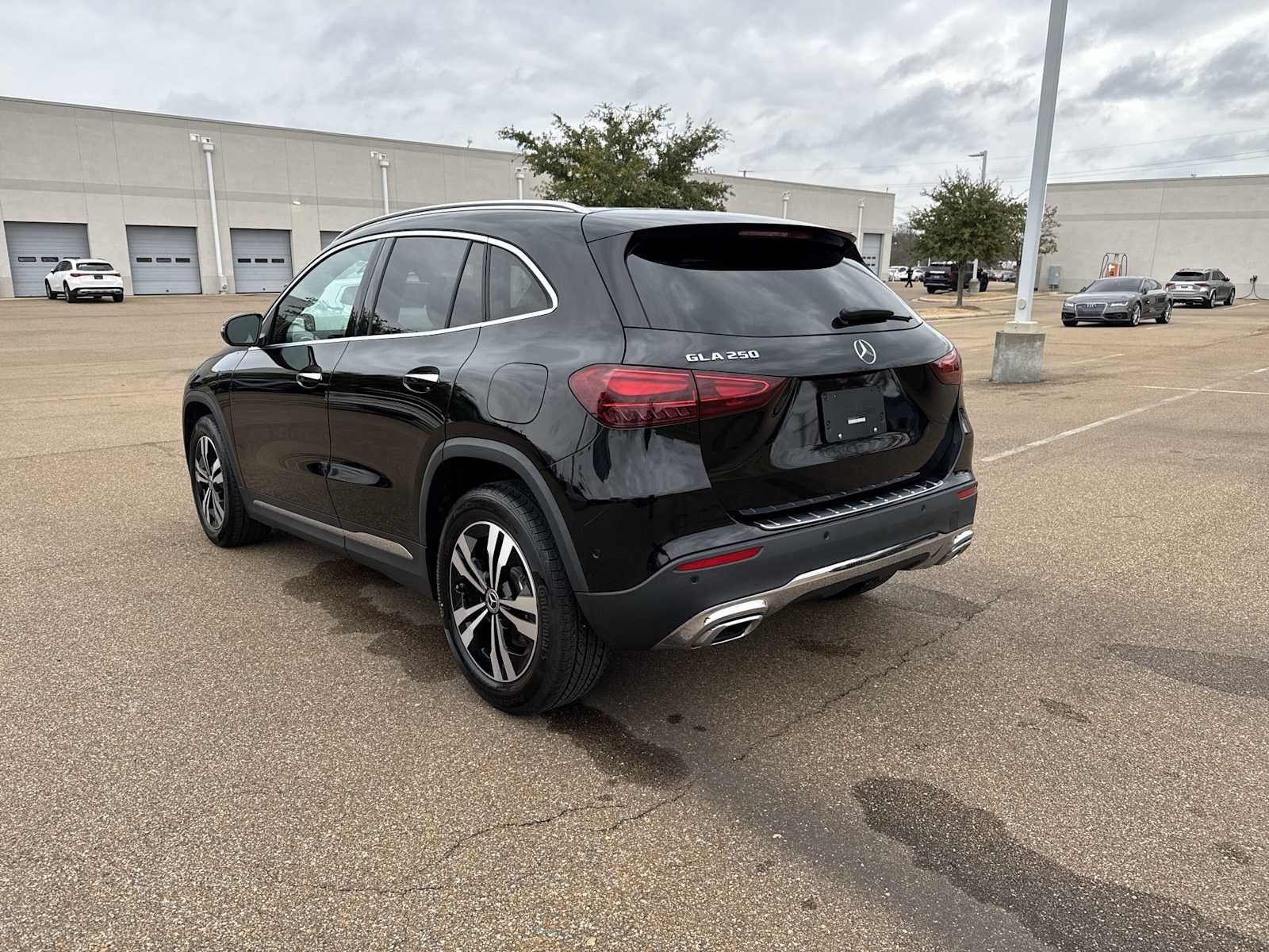 Thumbnail: 2025 Mercedes-Benz GLA - 4