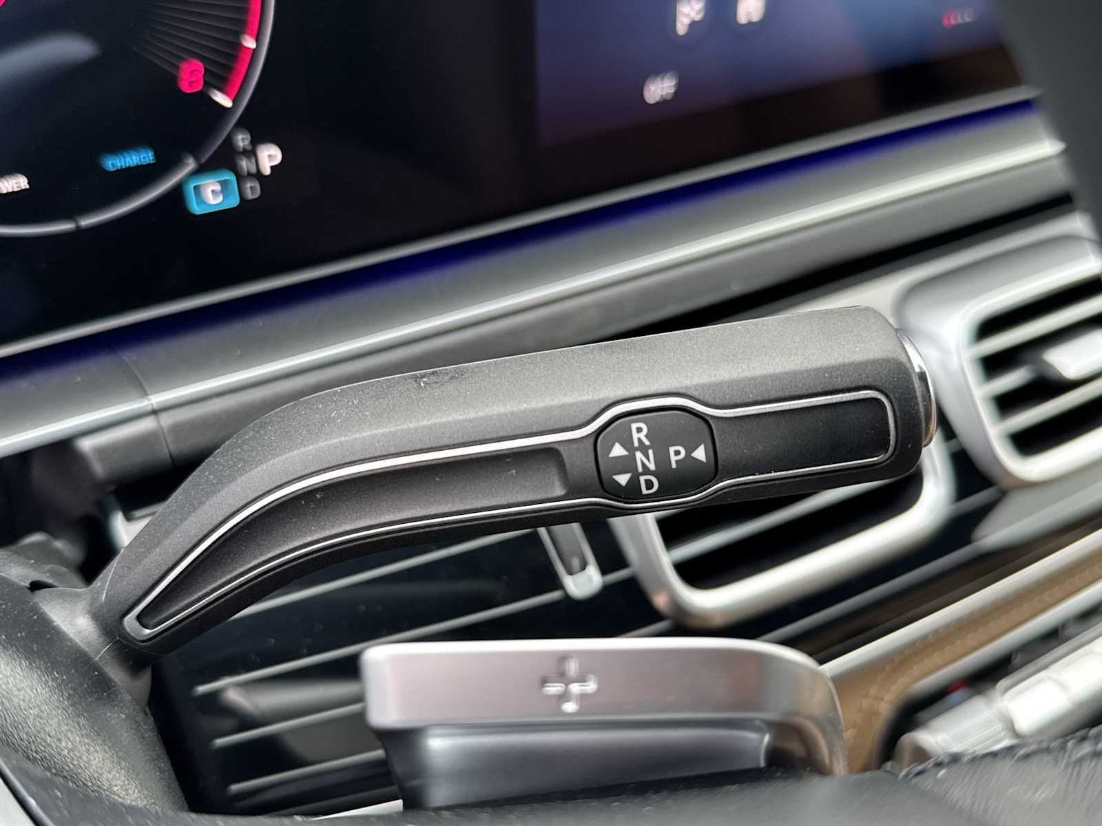 Thumbnail: 2026 Mercedes-Benz GLE - 24