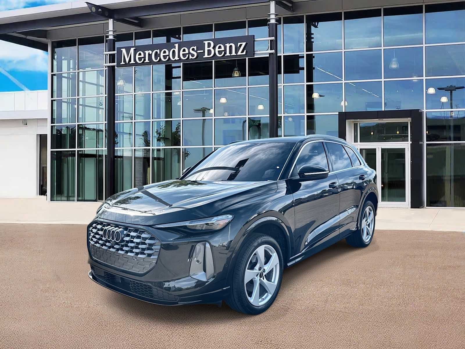 Thumbnail: 2025 Audi Q5 - 1