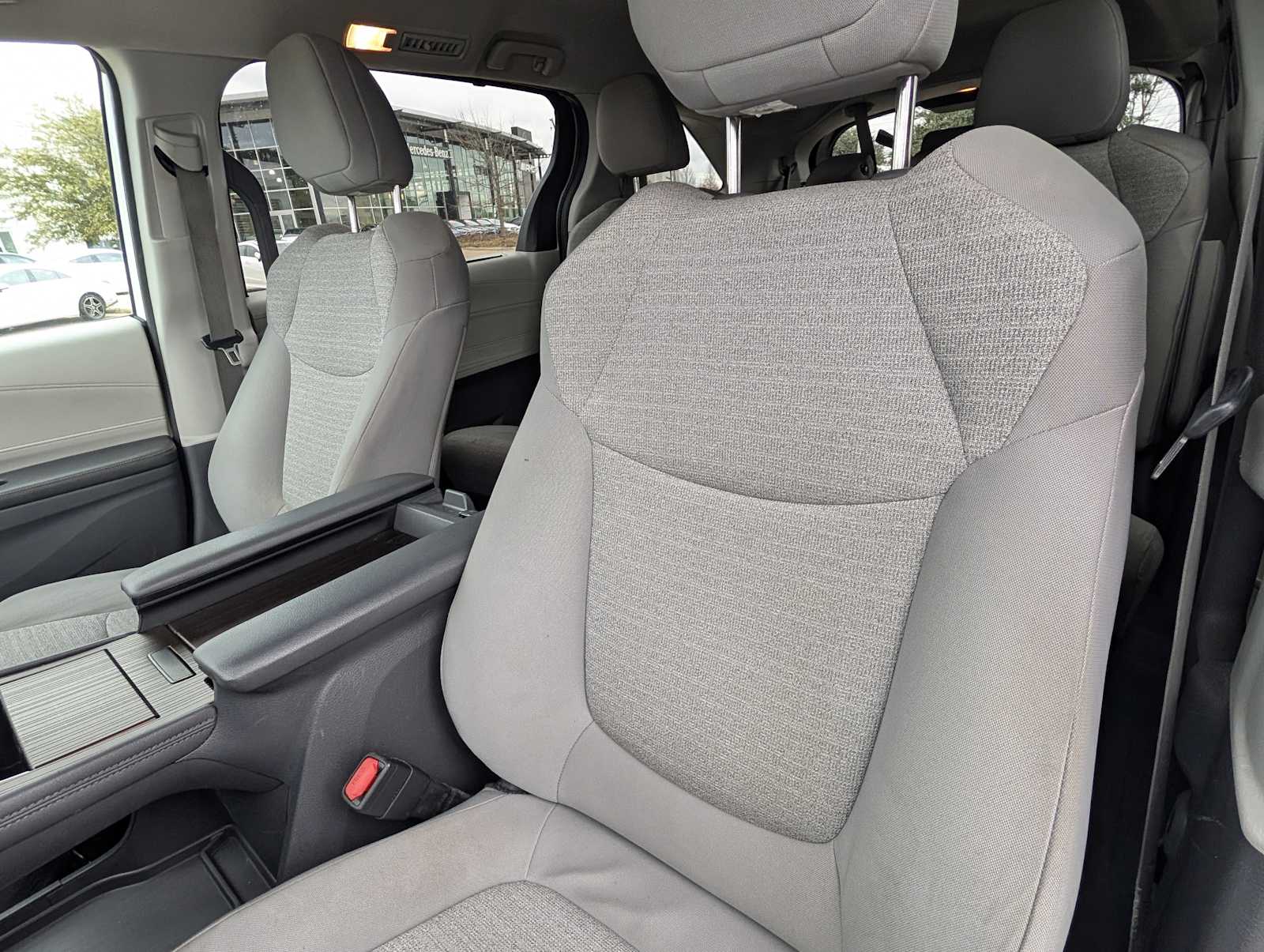 Thumbnail: 2021 Toyota Sienna - 22