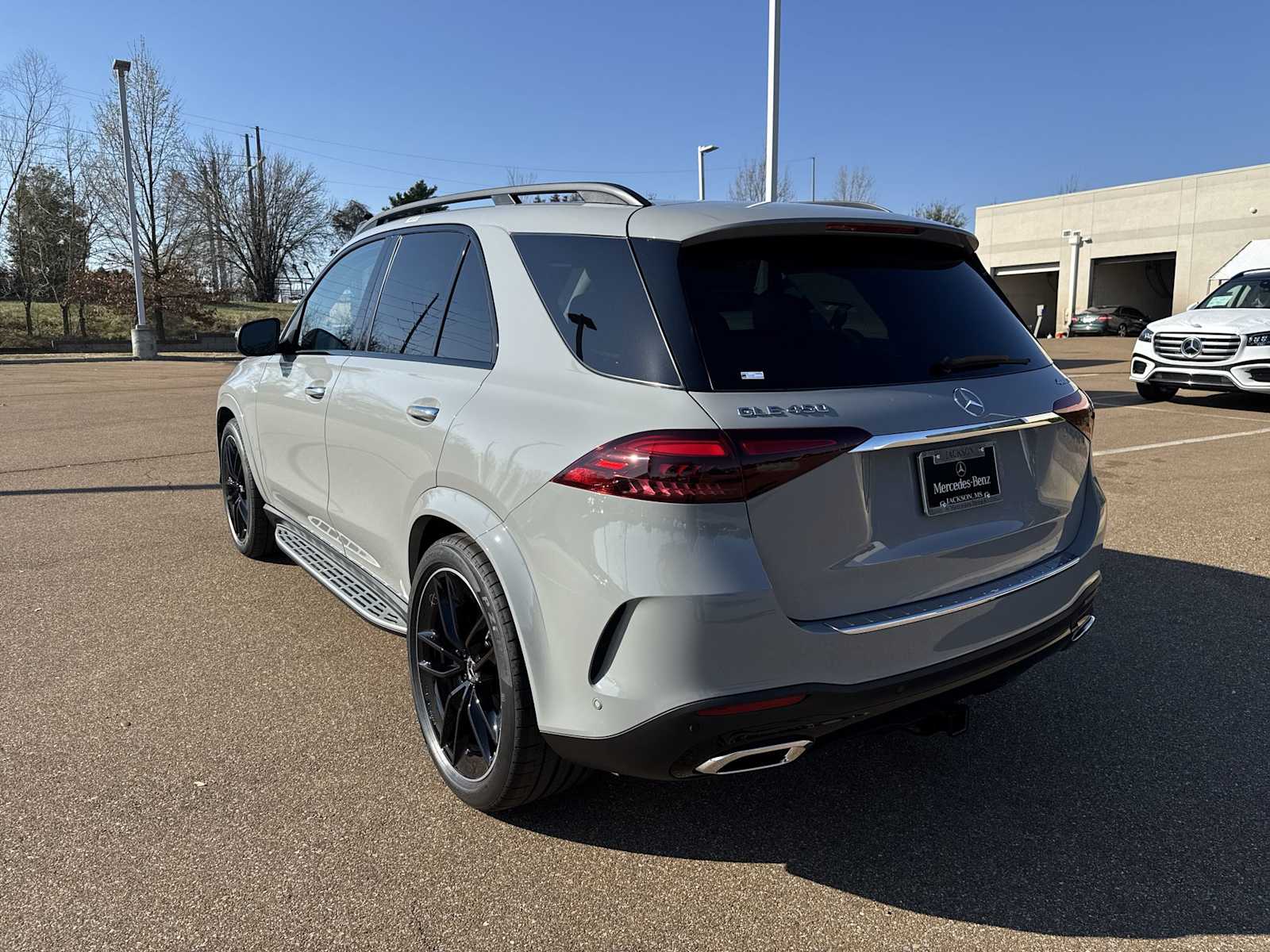 Thumbnail: 2026 Mercedes-Benz GLE - 4