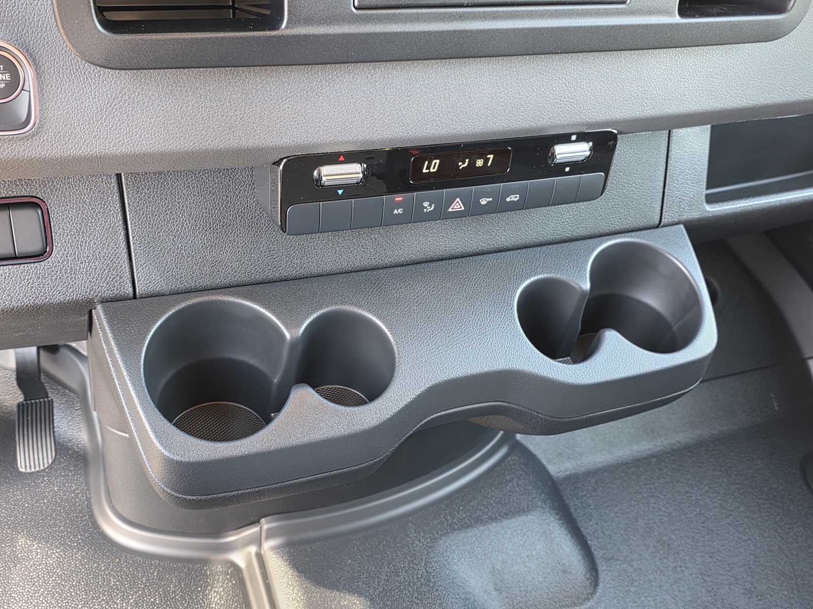 Thumbnail: 2026 Mercedes-Benz Sprinter - 19