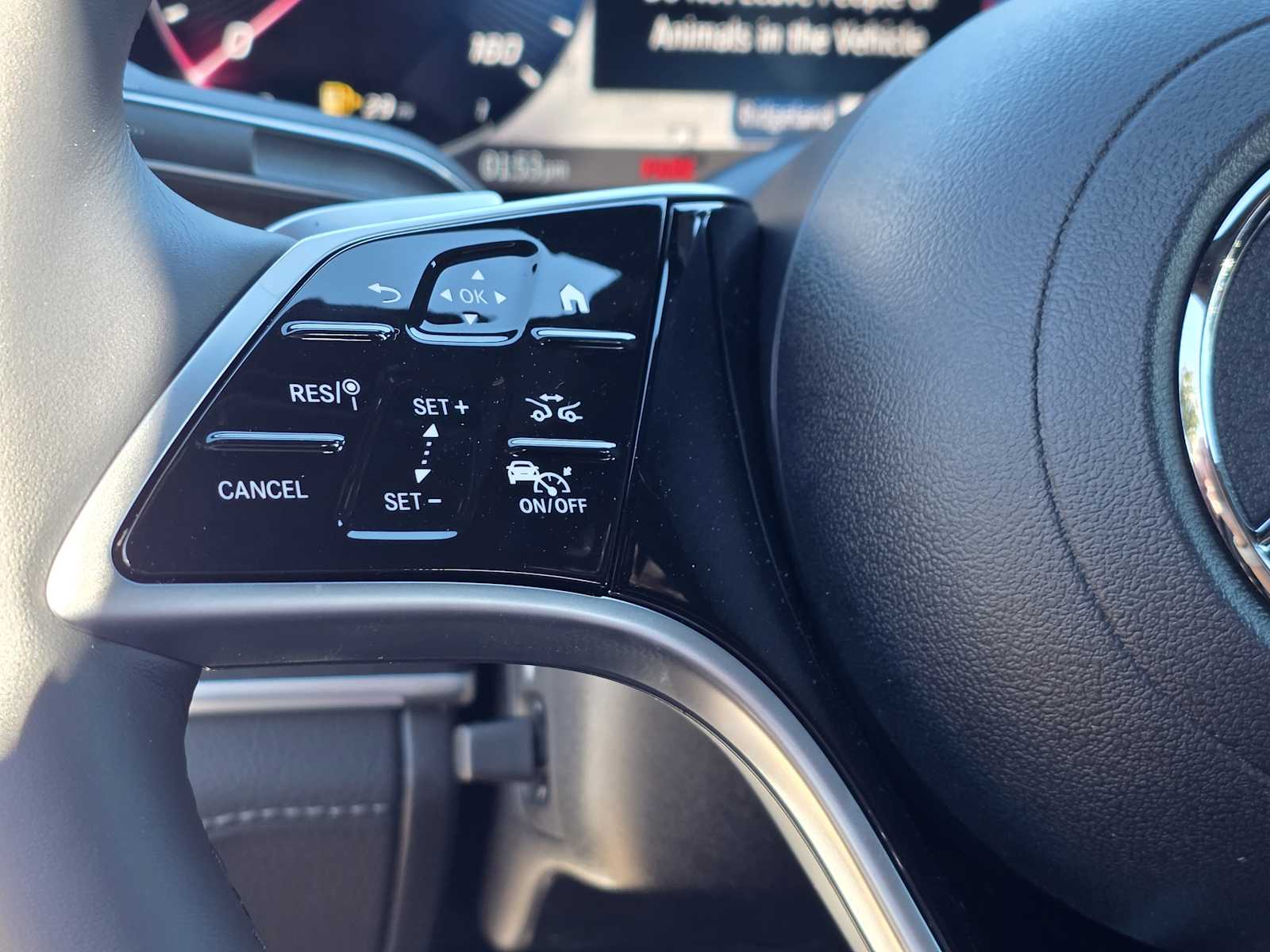 Thumbnail: 2026 Mercedes-Benz GLE - 11