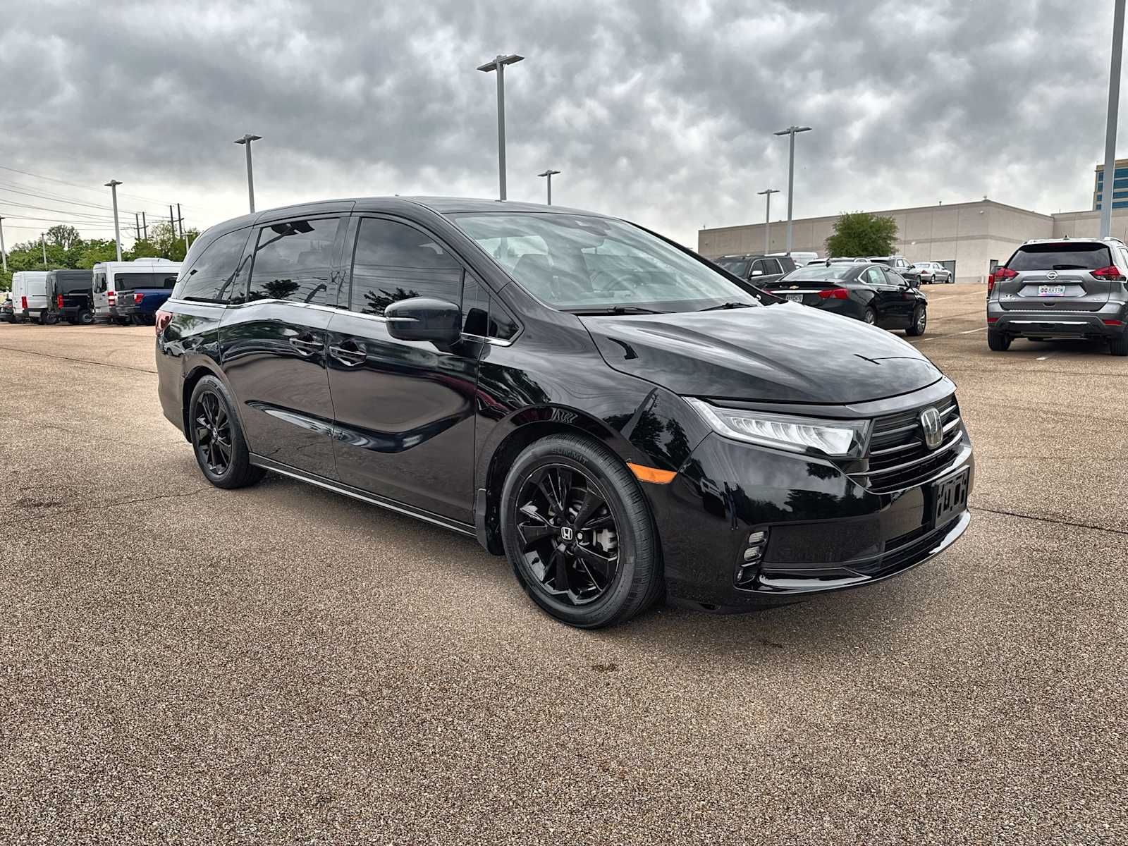 Thumbnail: 2023 Honda Odyssey - 11