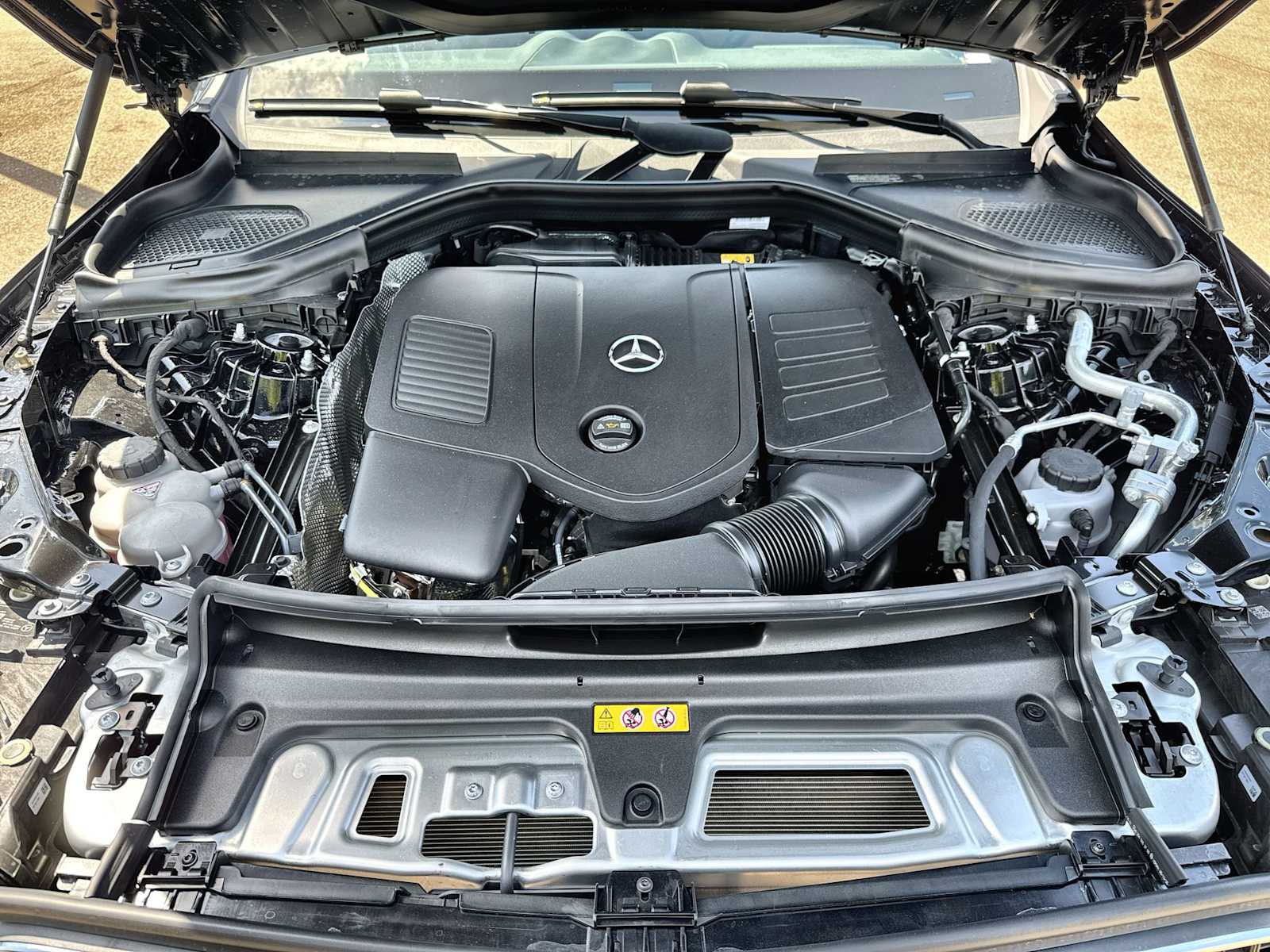 Thumbnail: 2026 Mercedes-Benz GLC - 13