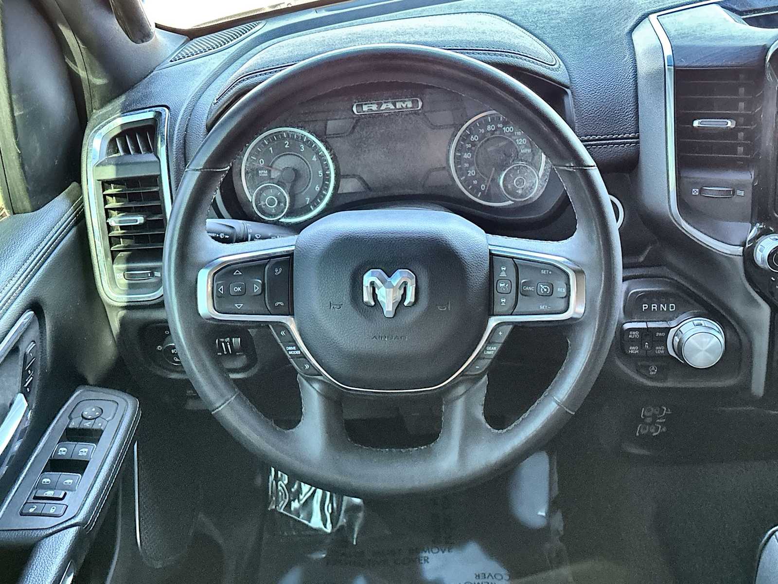 Thumbnail: 2025 RAM 1500 - 21