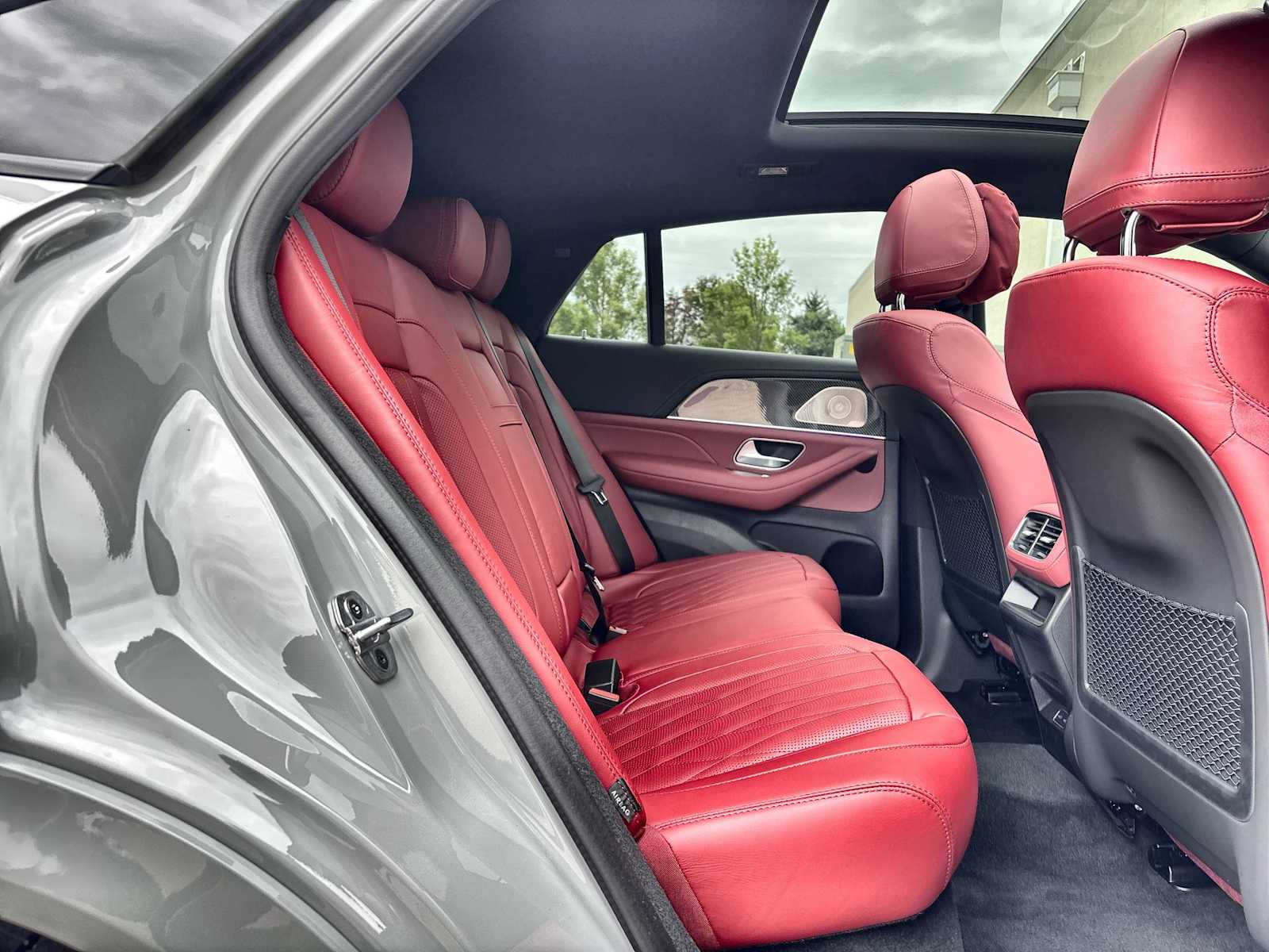 Thumbnail: 2026 Mercedes-Benz GLE - 19