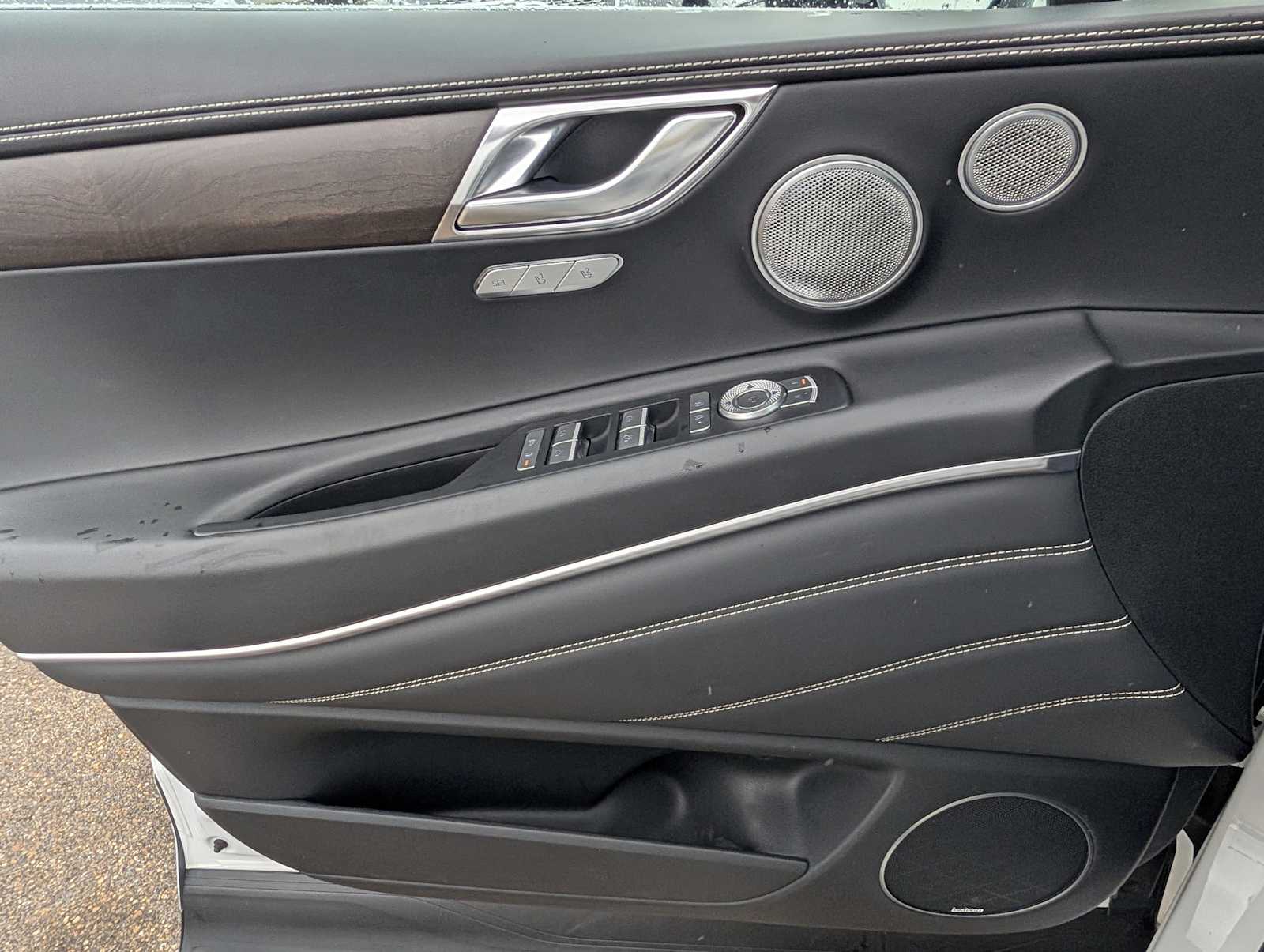 Thumbnail: 2024 Genesis GV80 - 26