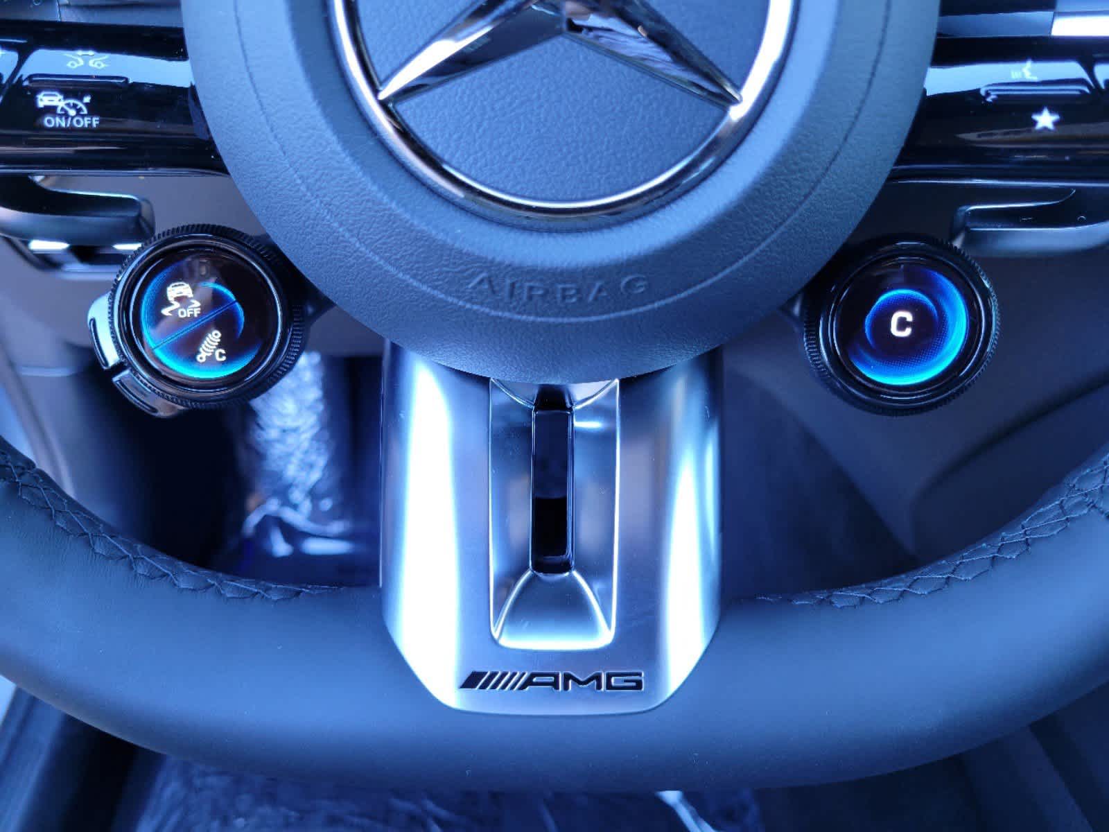 Thumbnail: 2025 Mercedes-Benz GLC - 6