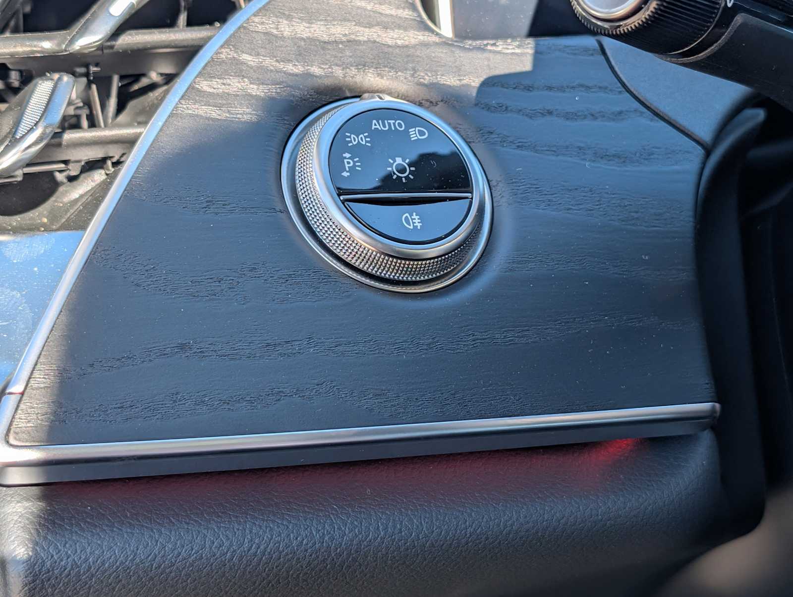 Thumbnail: 2026 Mercedes-Benz E-Class - 20