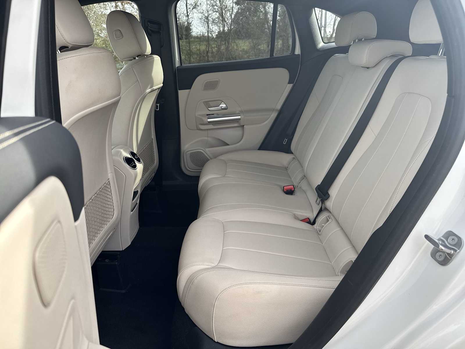 Thumbnail: 2025 Mercedes-Benz GLA - 17