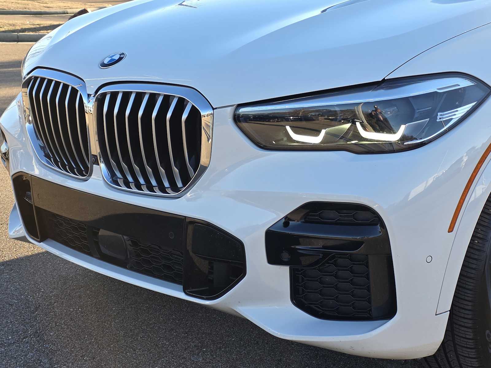 Thumbnail: 2022 BMW X5 - 2